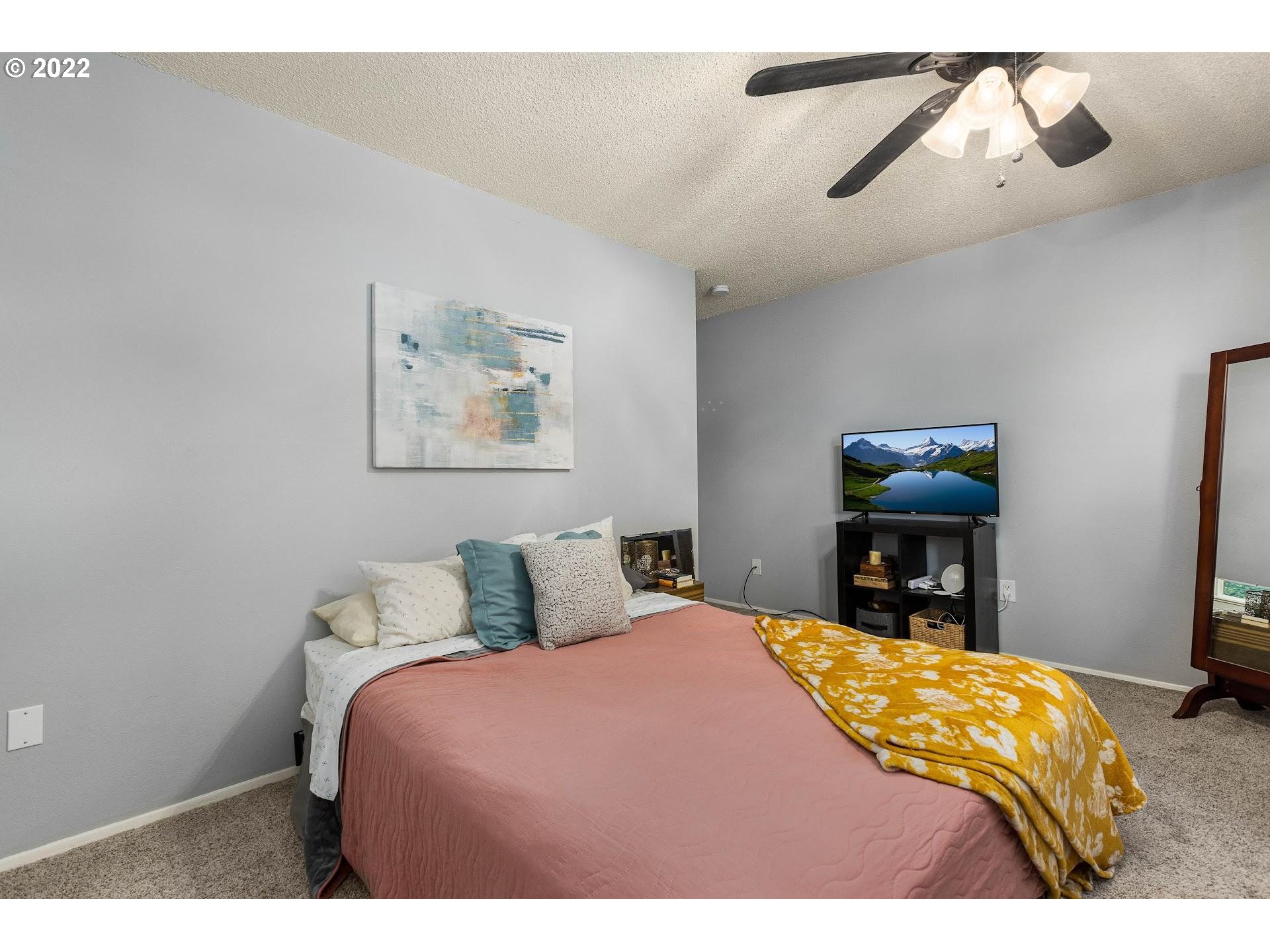 Photo #5: 22574830 Listing 