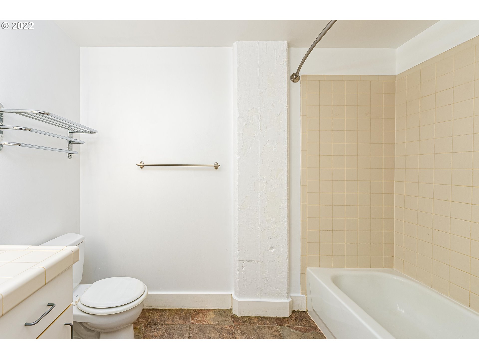 Photo #6: 22582114 Listing 