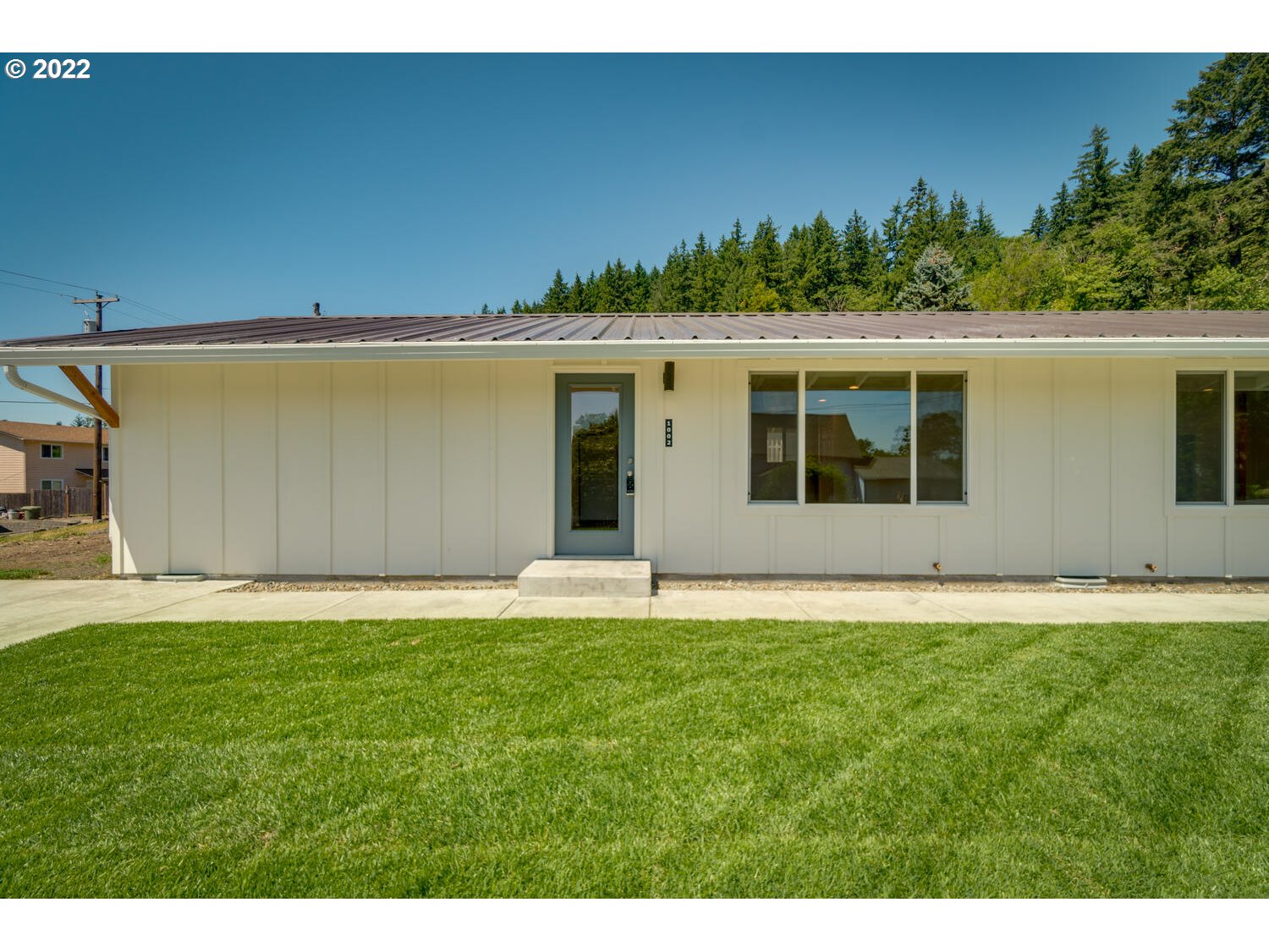 1002  Cedar St, Kalama, WA 98625