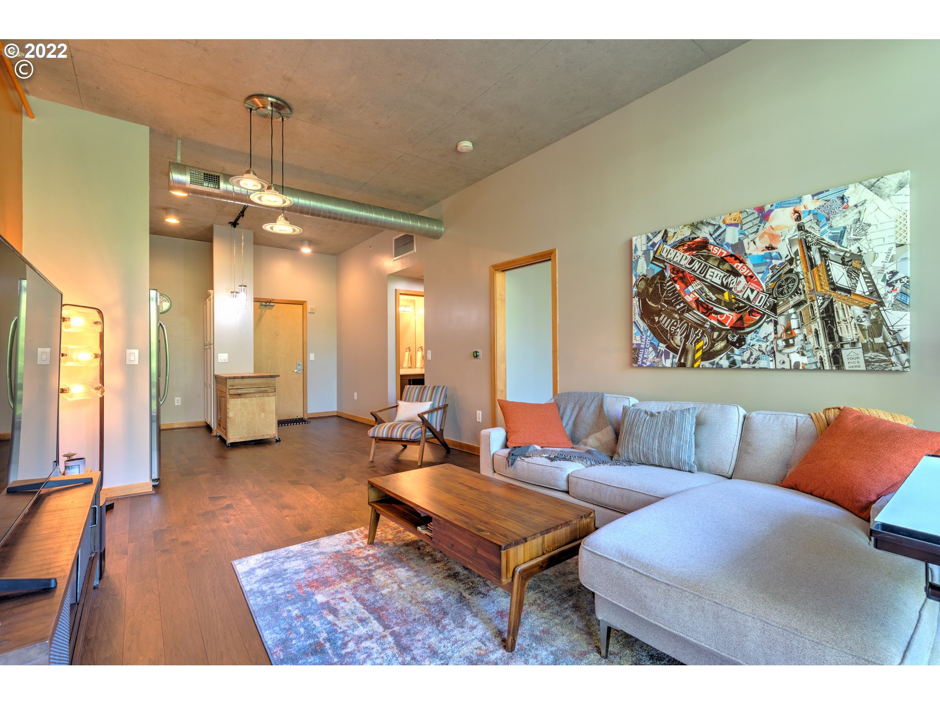 Photo #2: 22588329 Listing 