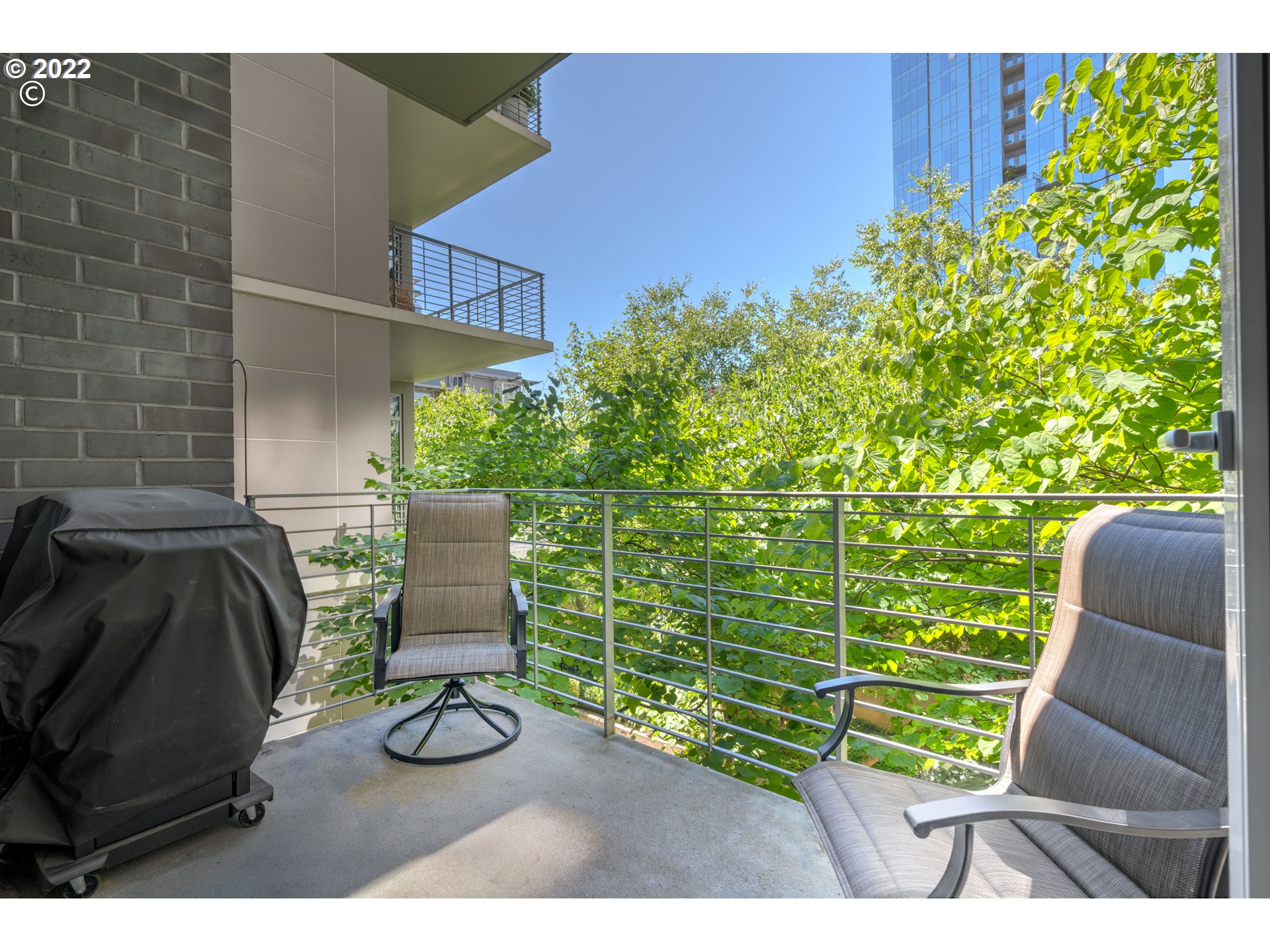 Photo #4: 22588329 Listing 