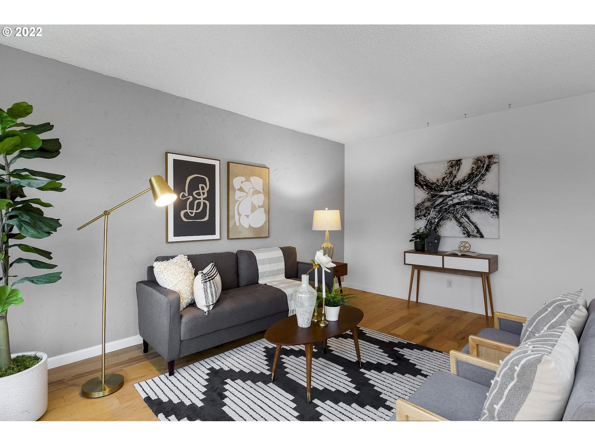 Photo #4: 22589227 Listing 