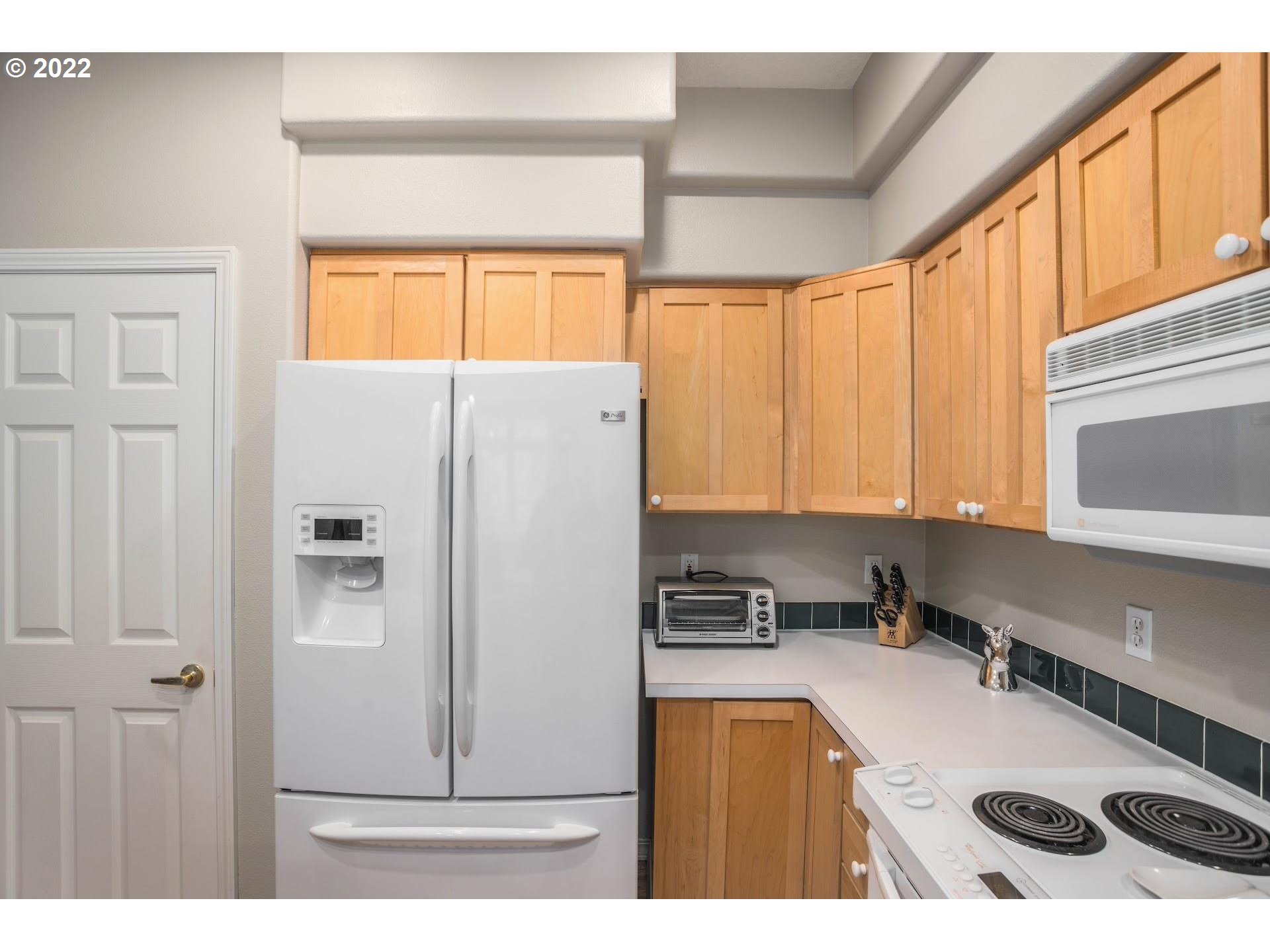 Photo #2: 22593197 Listing 