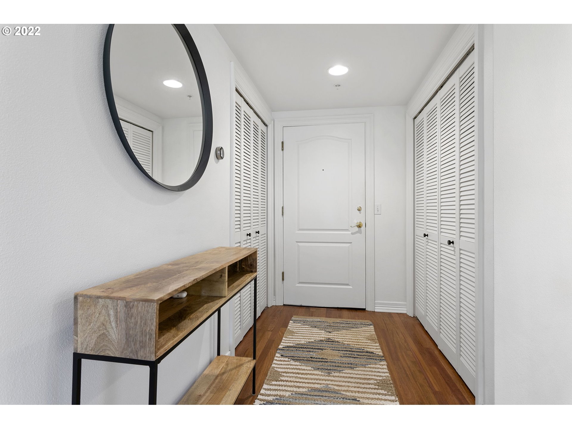 Photo #5: 22595450 Listing 
