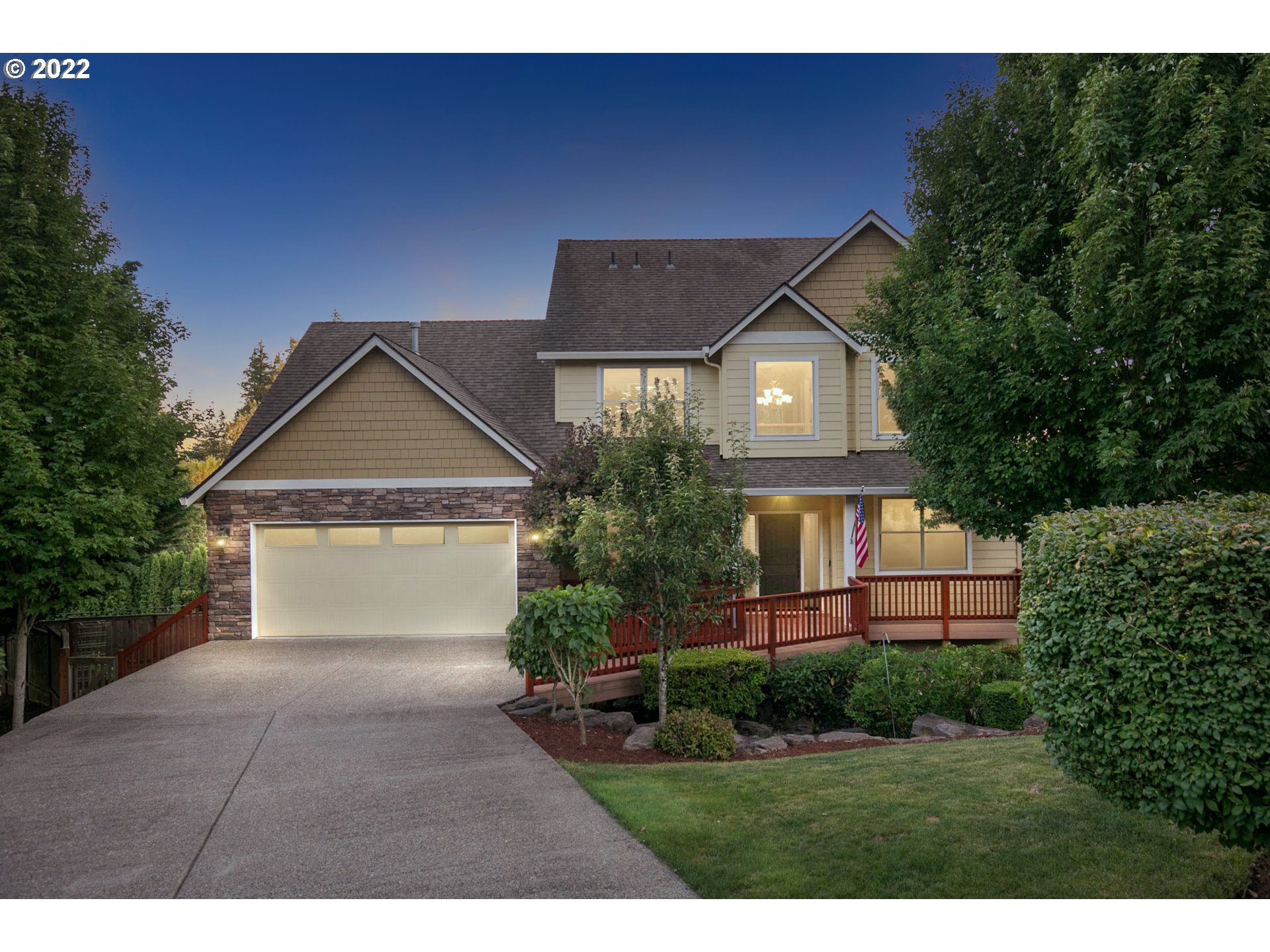 870 N P St, Washougal, WA 98671