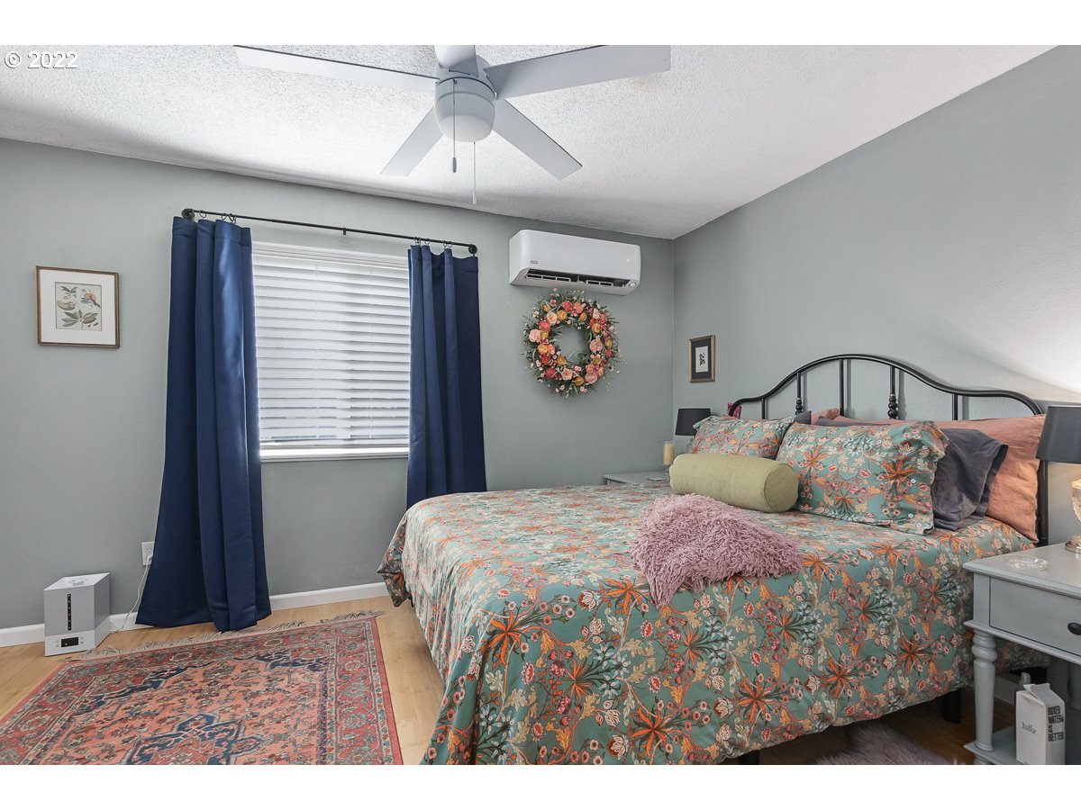 Photo #2: 22609382 Listing 
