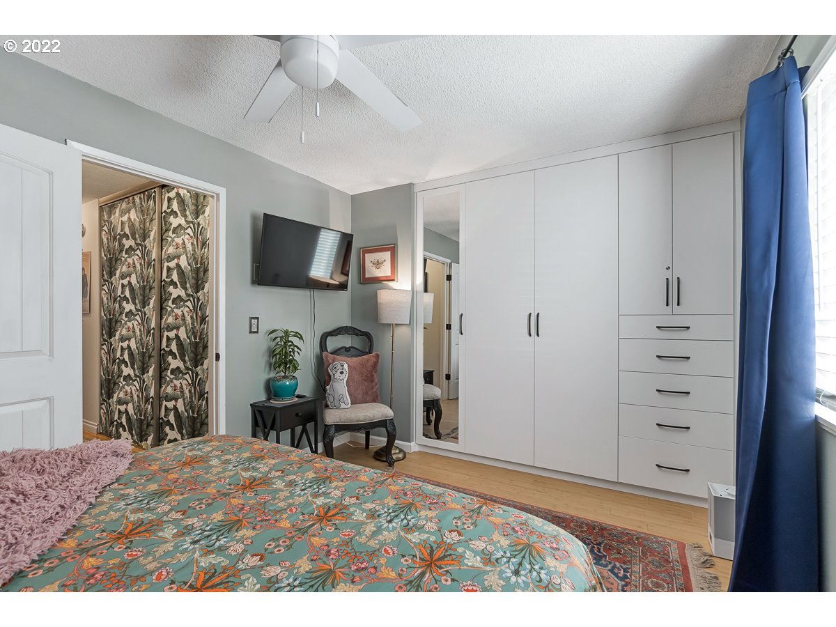 Photo #3: 22609382 Listing 