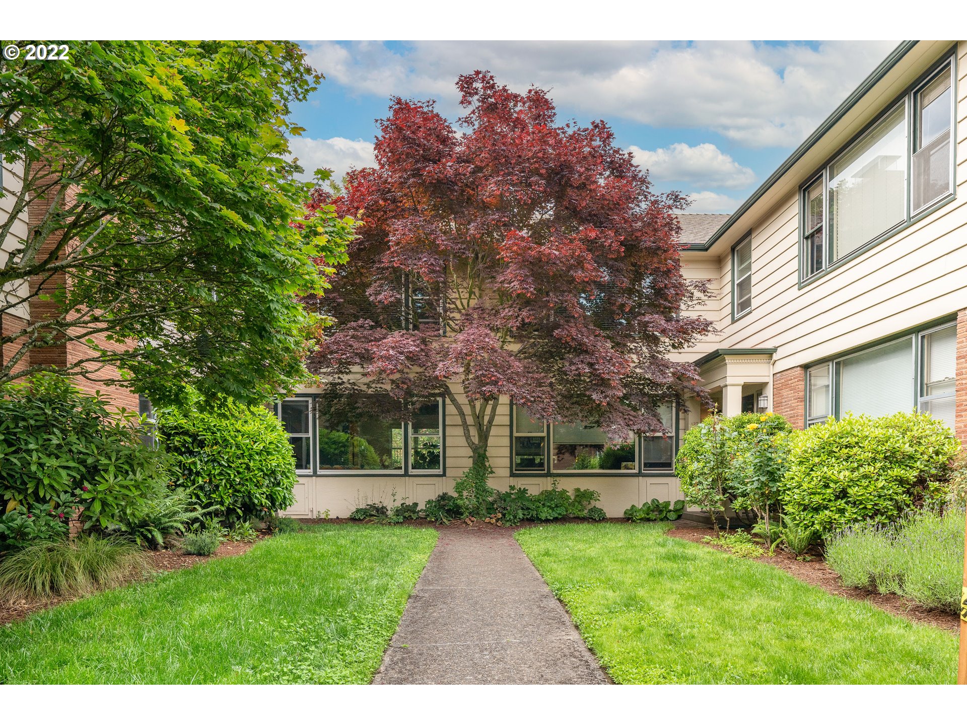 Photo #2: 22610579 Listing 