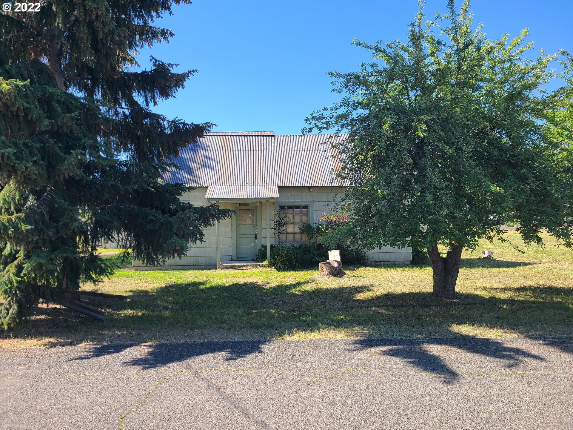 Amazing potential with a little TLC. Great location on the West side of town. Oversized 16,000 sq. ft corner lot with plenty of room for a nice big shop, garden, rv parking, etc. Great investment opportunity. Must see property.