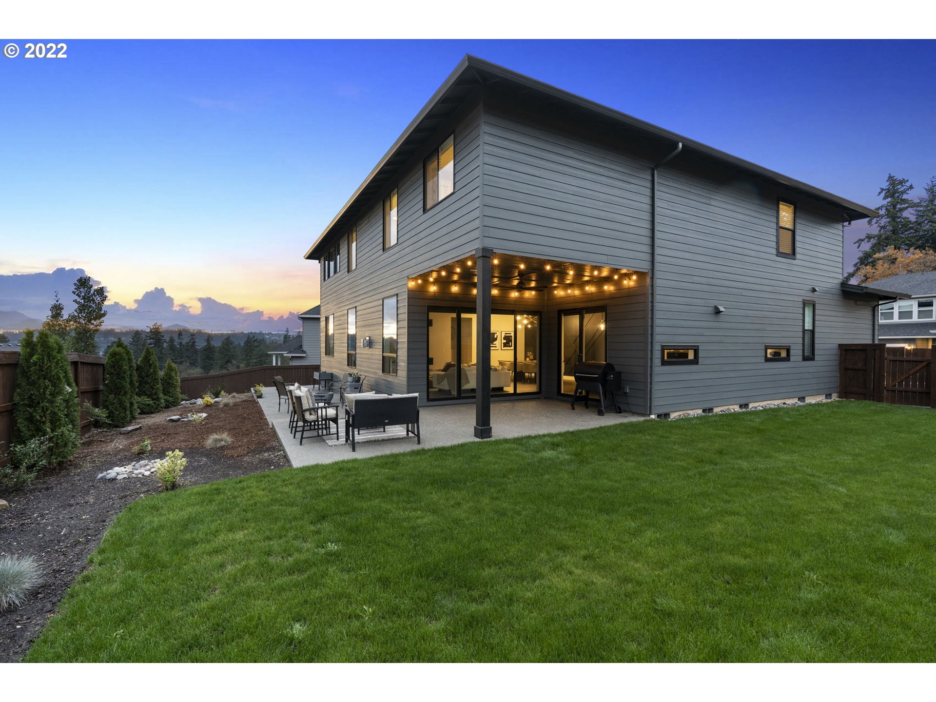 900 W Magnolia Loop, Washougal, WA 98671