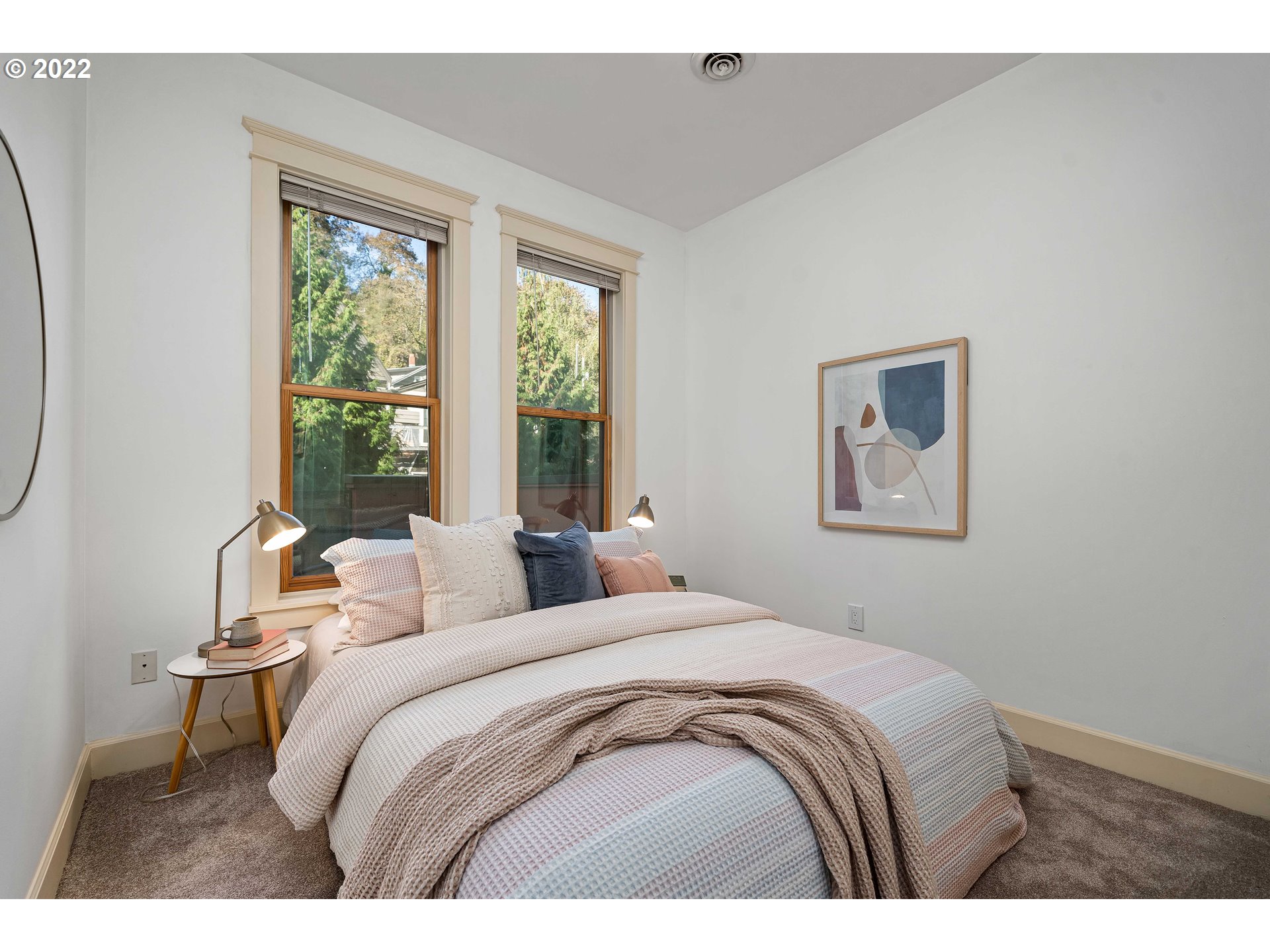 Photo #5: 22613815 Listing 