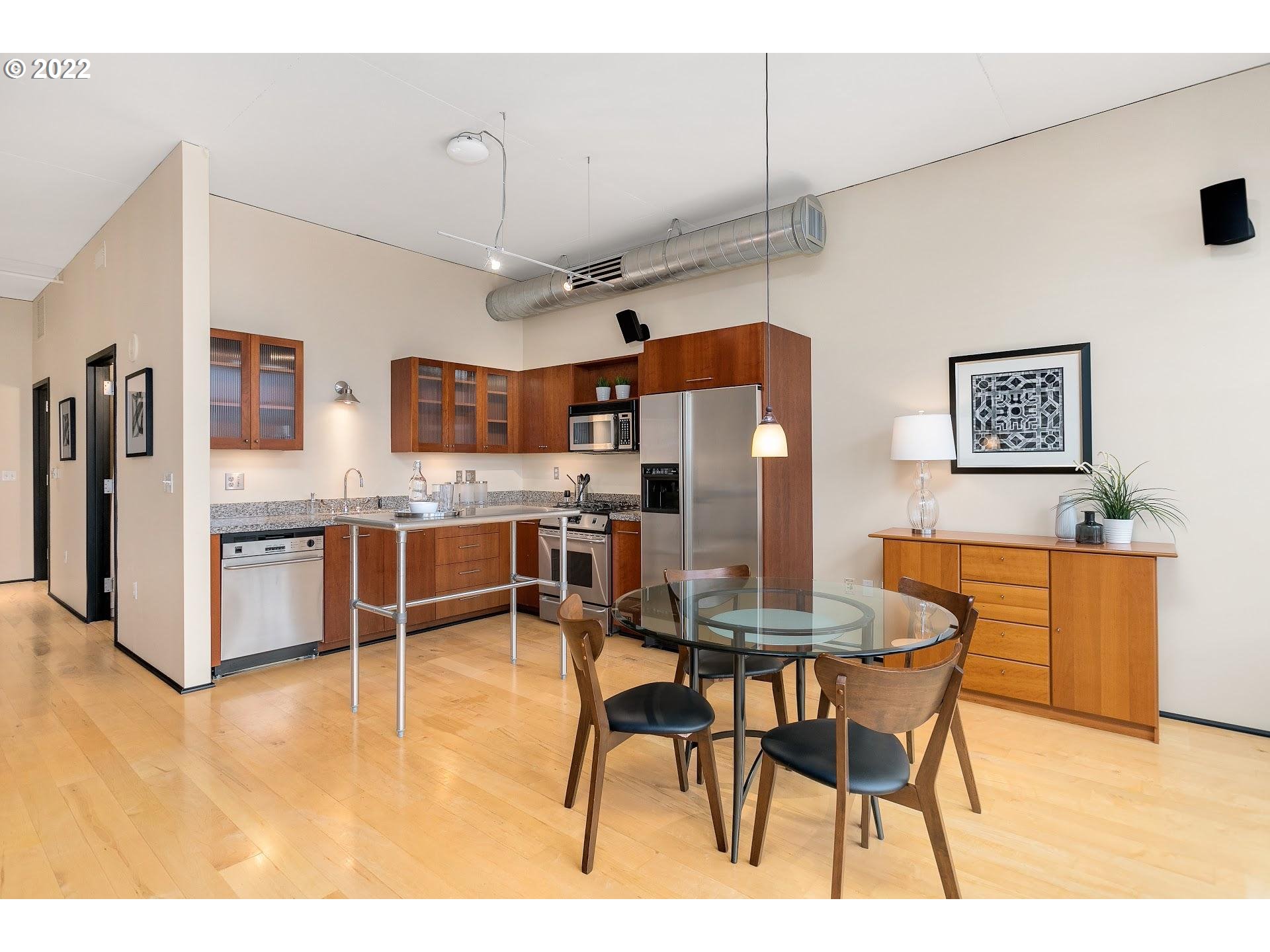 Photo #6: 22613898 Listing 