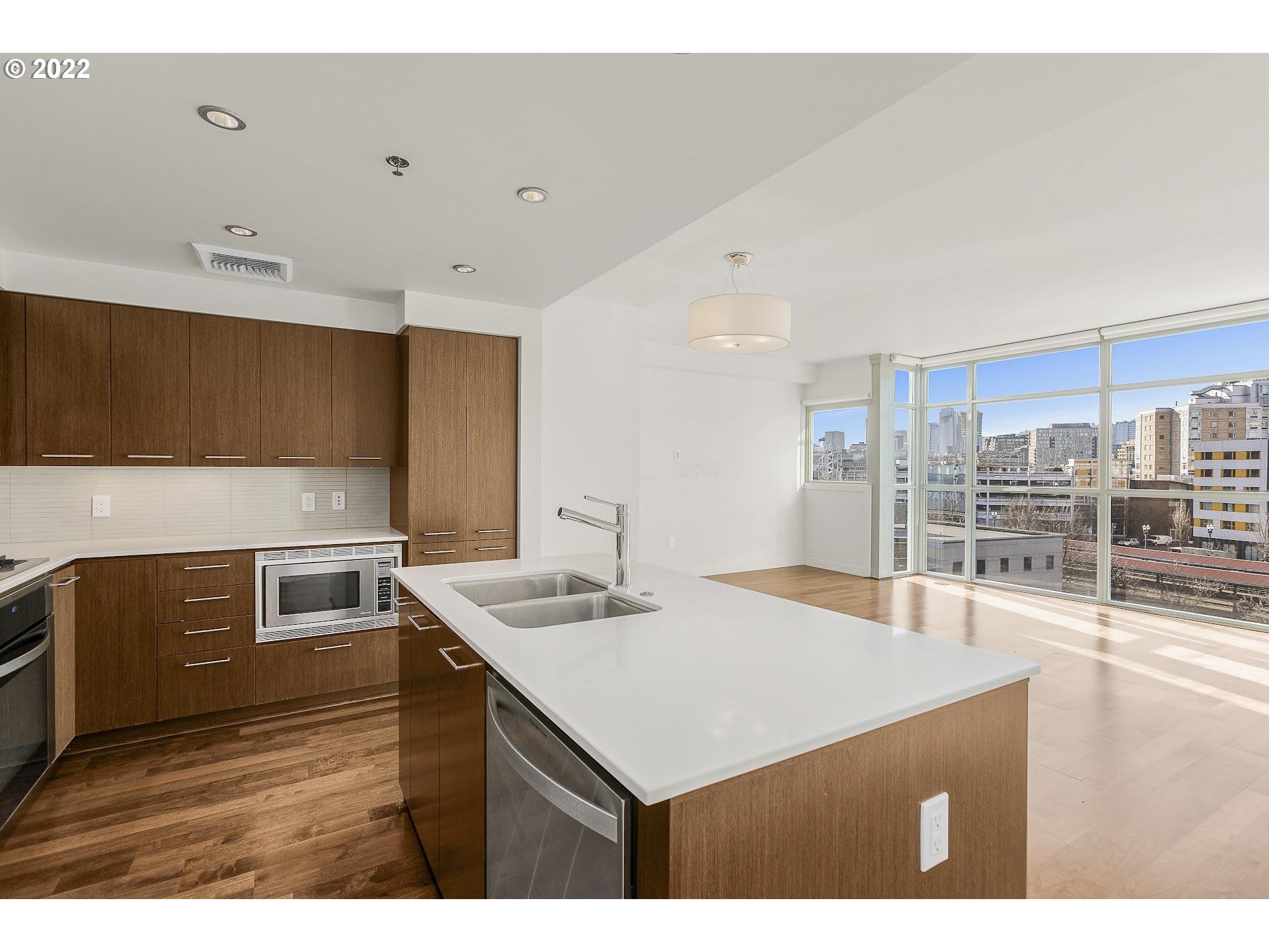 Photo #4: 22616852 Listing 
