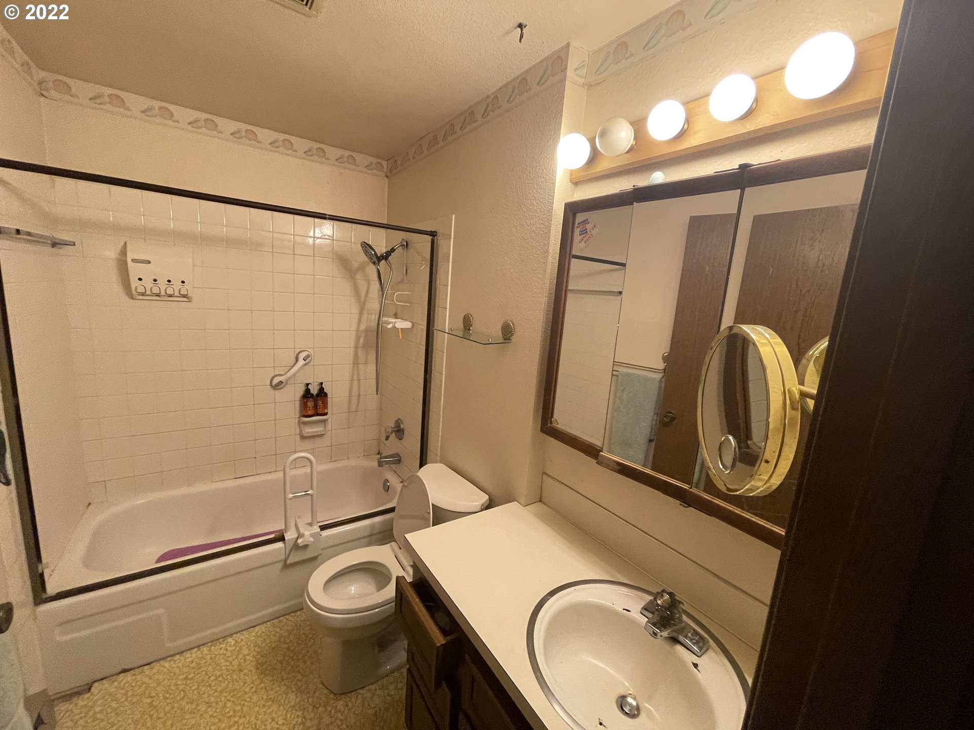 Photo #3: 22617716 Listing 