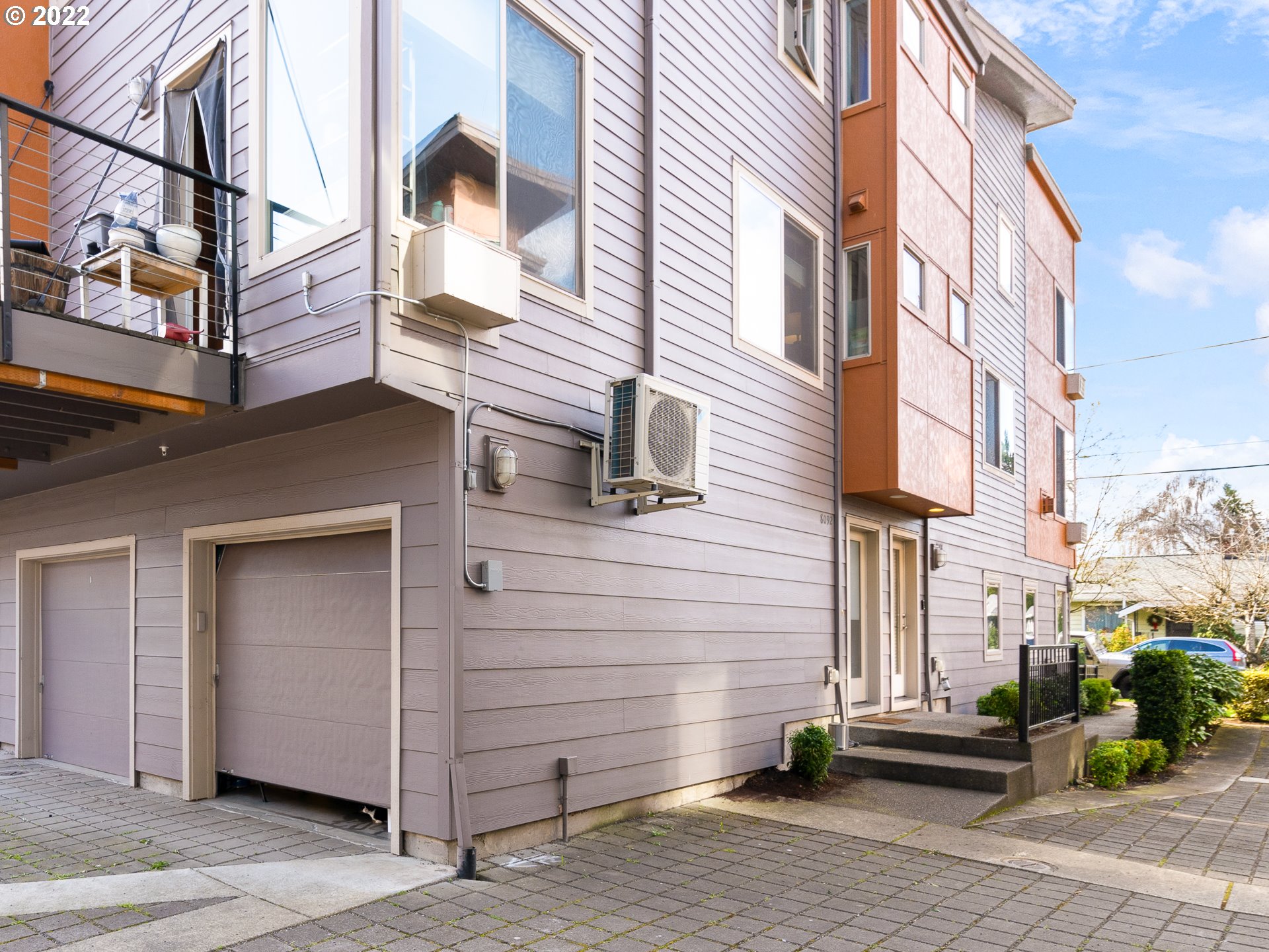 Photo #4: 22620379 Listing 