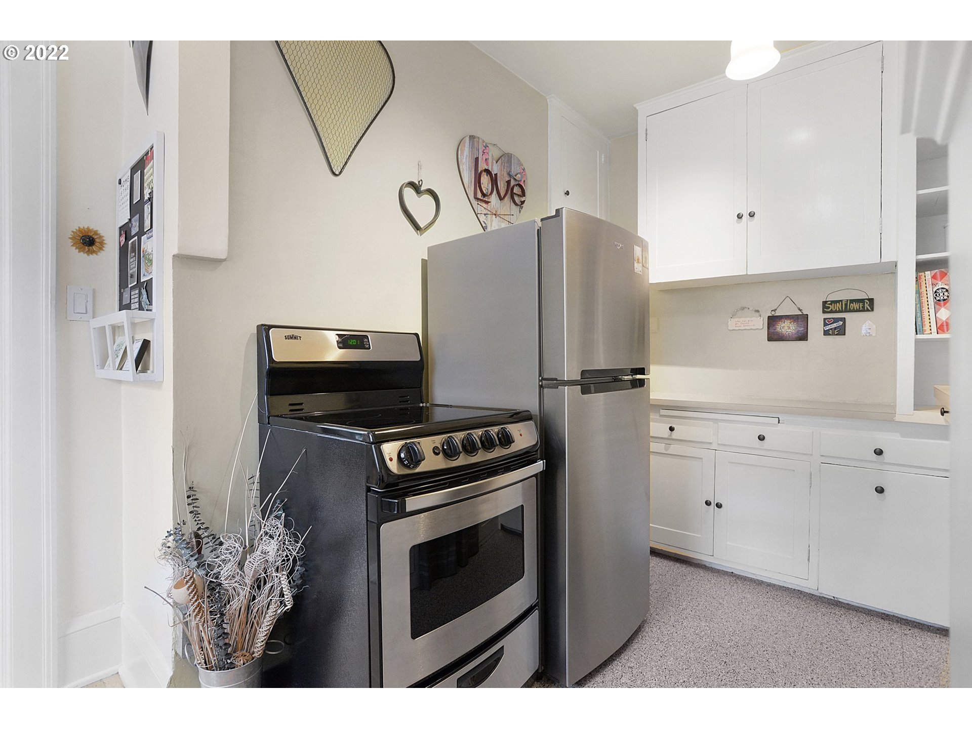 Photo #4: 22621330 Listing 