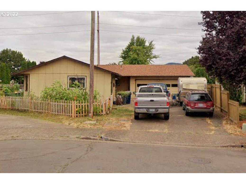 300 S ST, Springfield, OR 97477