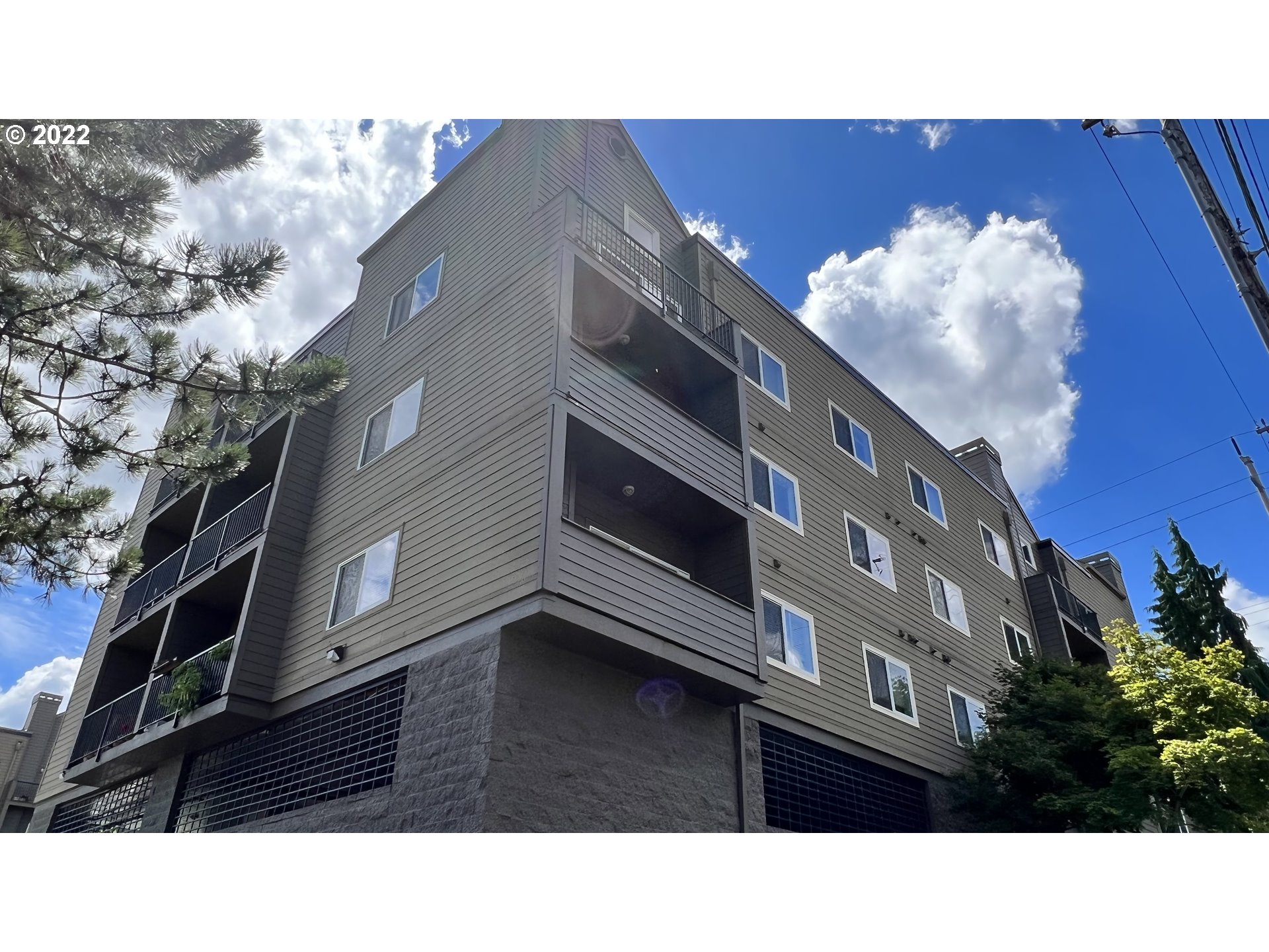 Photo #3: 22629308 Listing 