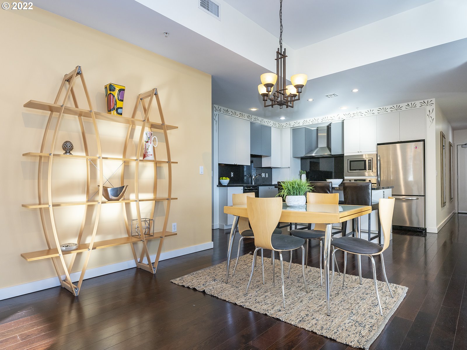 Photo #5: 22632530 Listing 