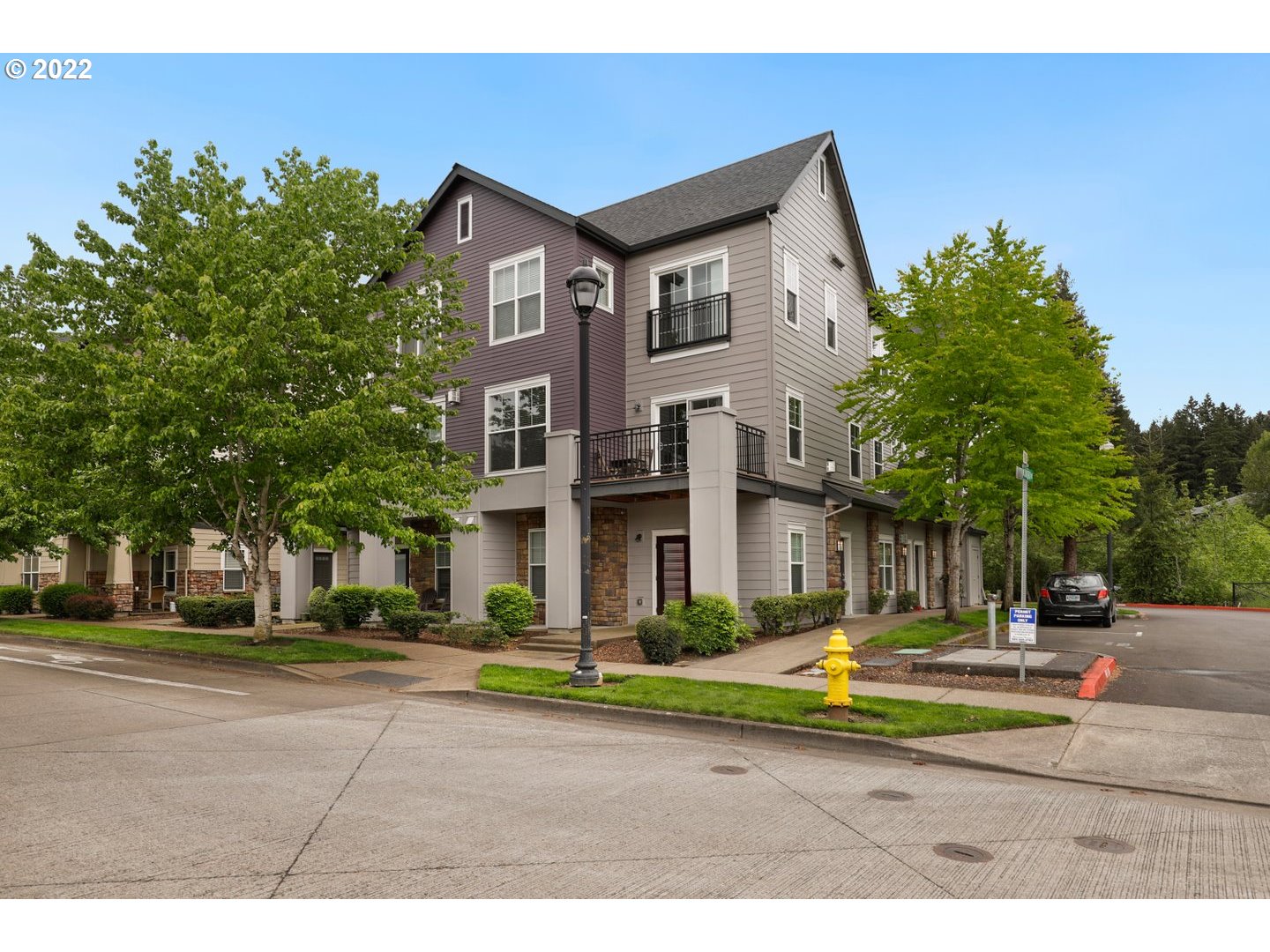 Photo #3: 22635477 Listing 