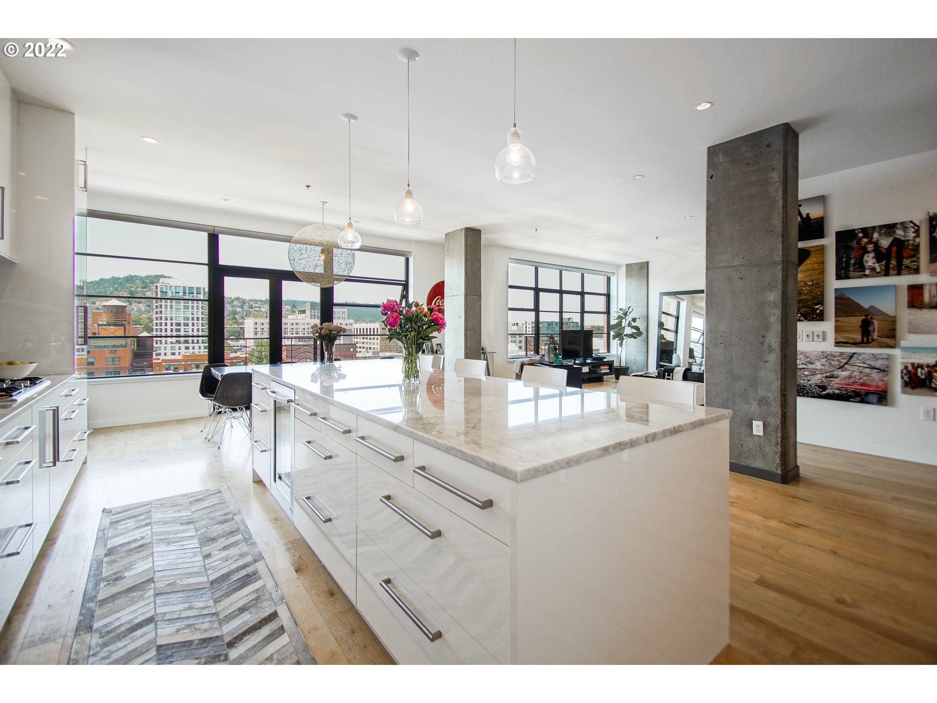 Photo #6: 22640364 Listing 