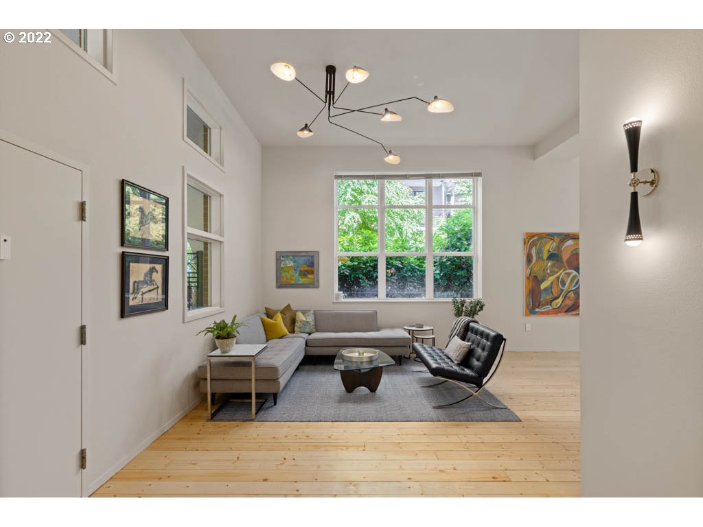 Photo #3: 22643552 Listing 