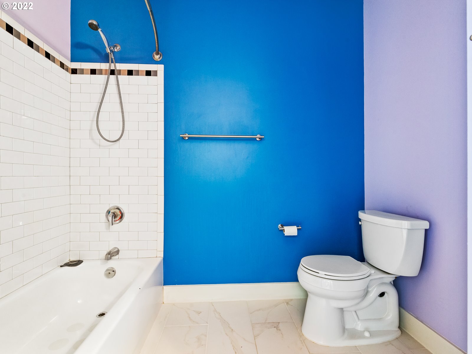 Photo #3: 22643699 Listing 