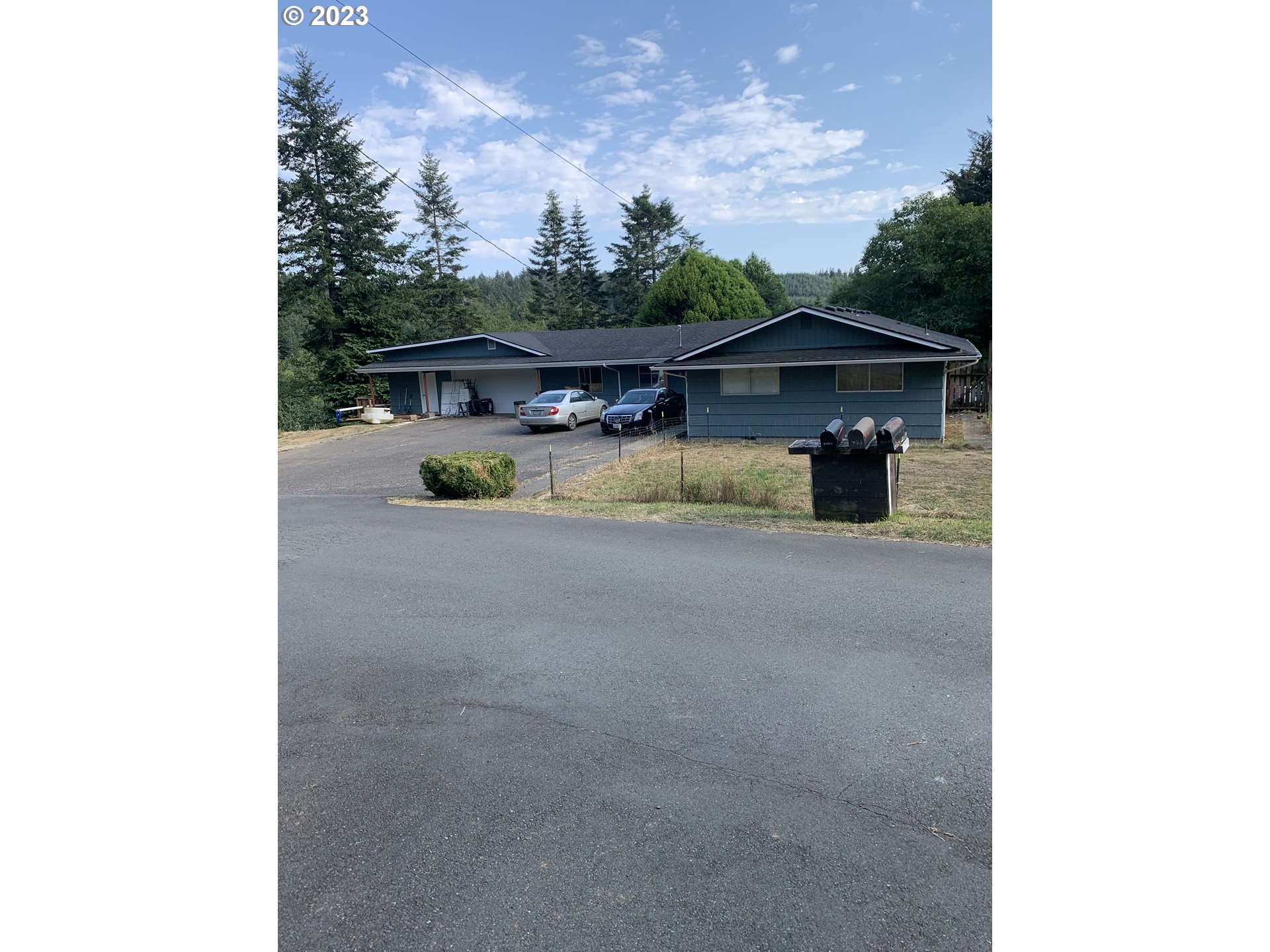 94364 20TH LN, Coos Bay, OR 97420