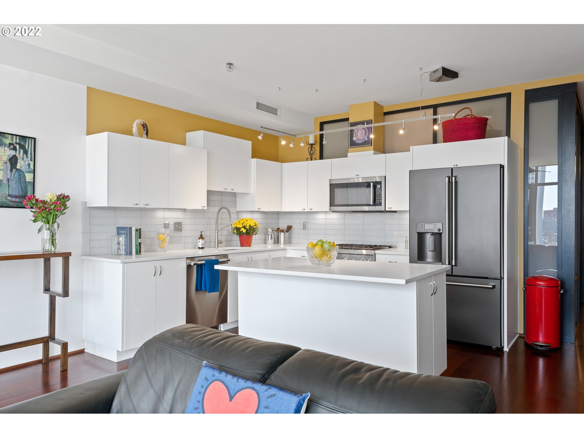 Photo #4: 22645050 Listing 