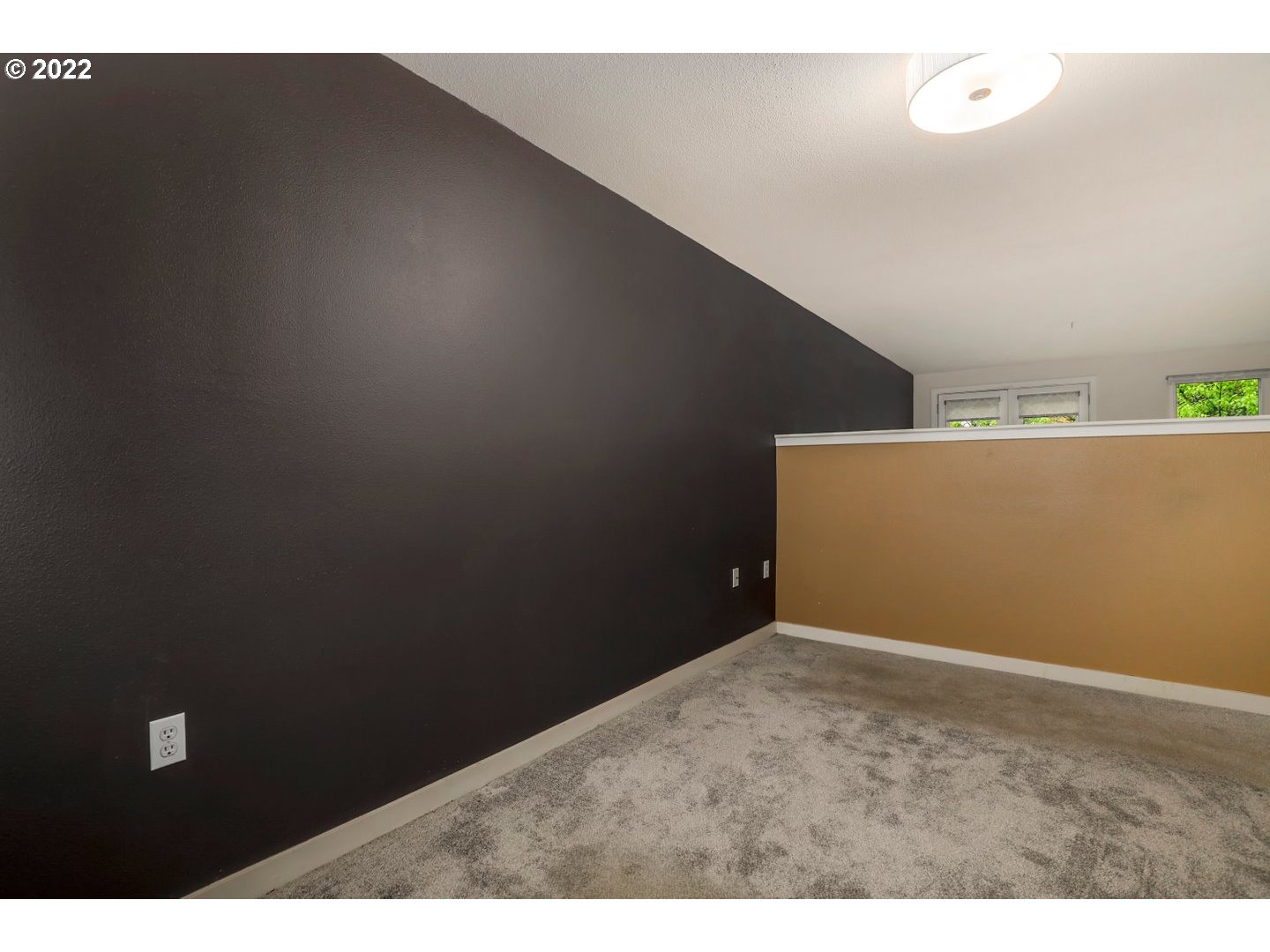Photo #5: 22649875 Listing 