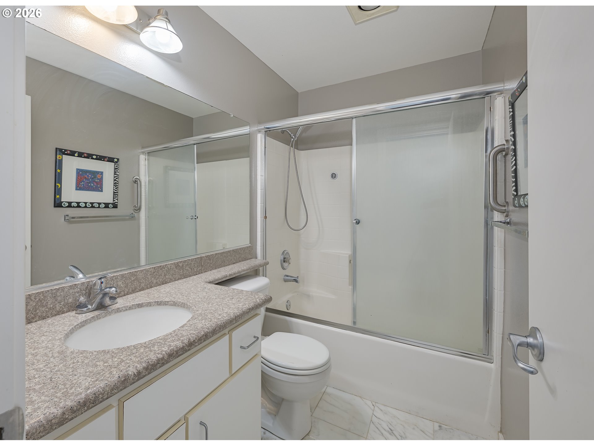 Photo #20: 226512474 Listing: Photo #20