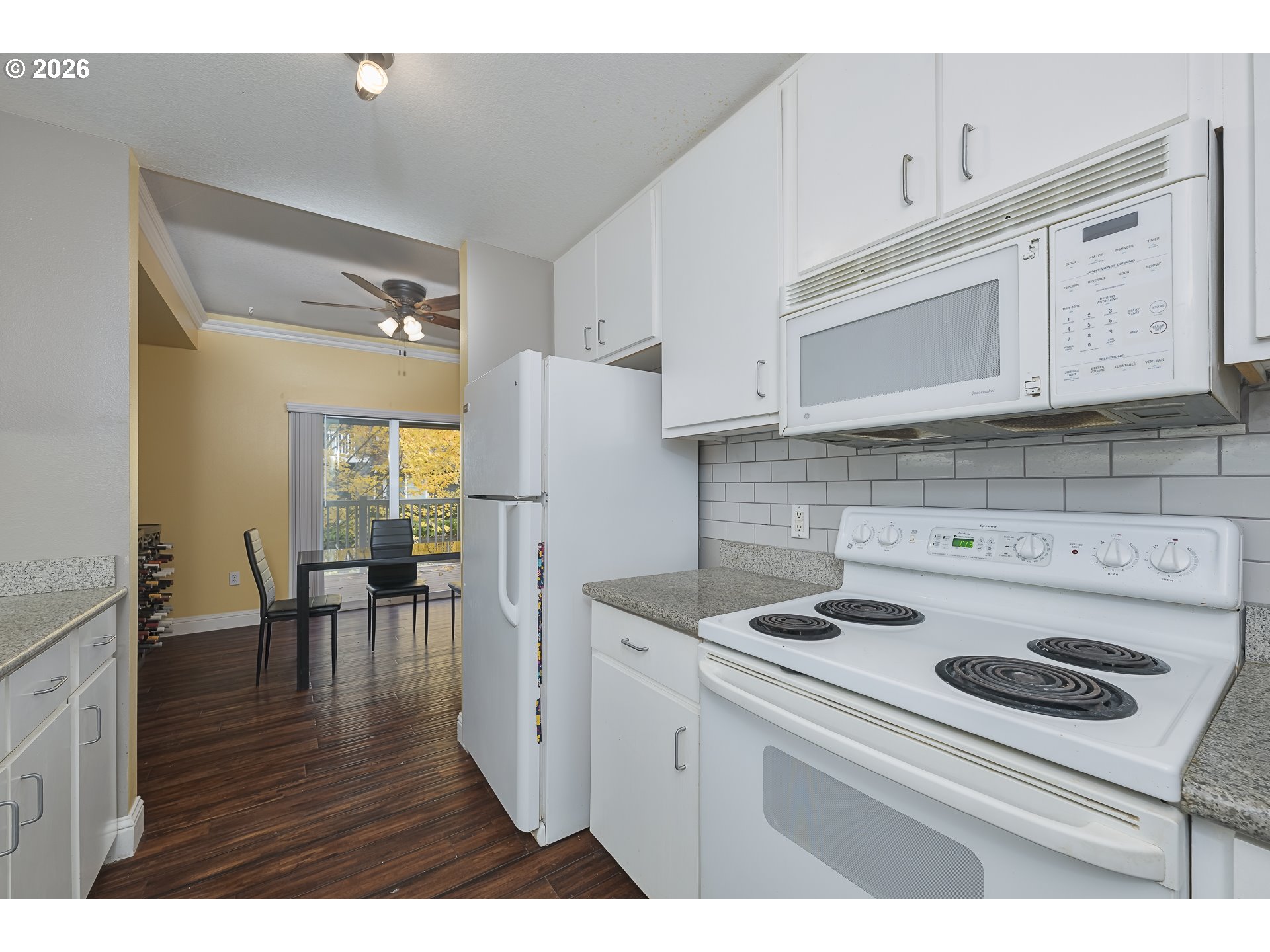 Photo #17: 226512474 Listing: Photo #17