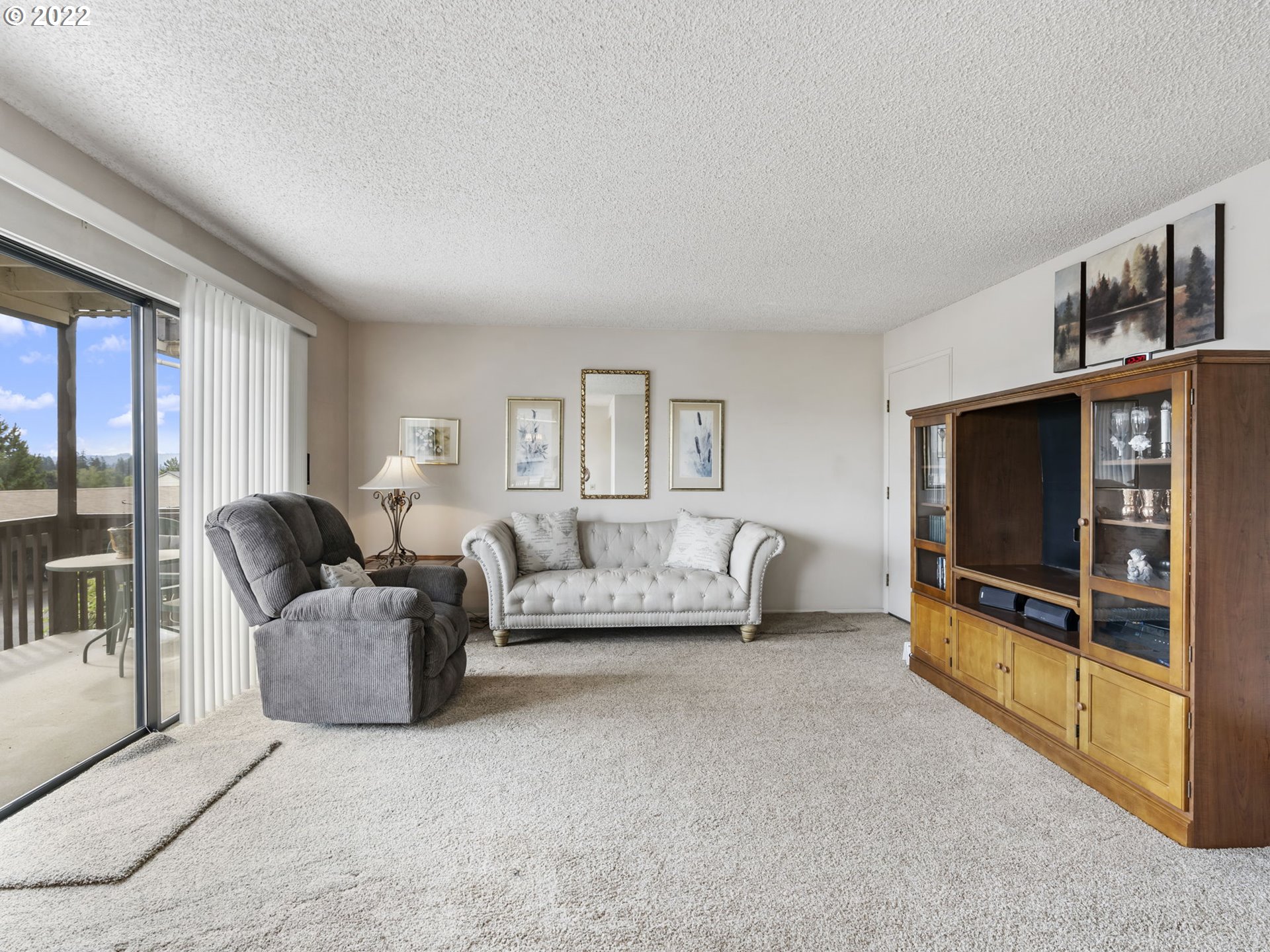 Photo #5: 22654920 Listing 