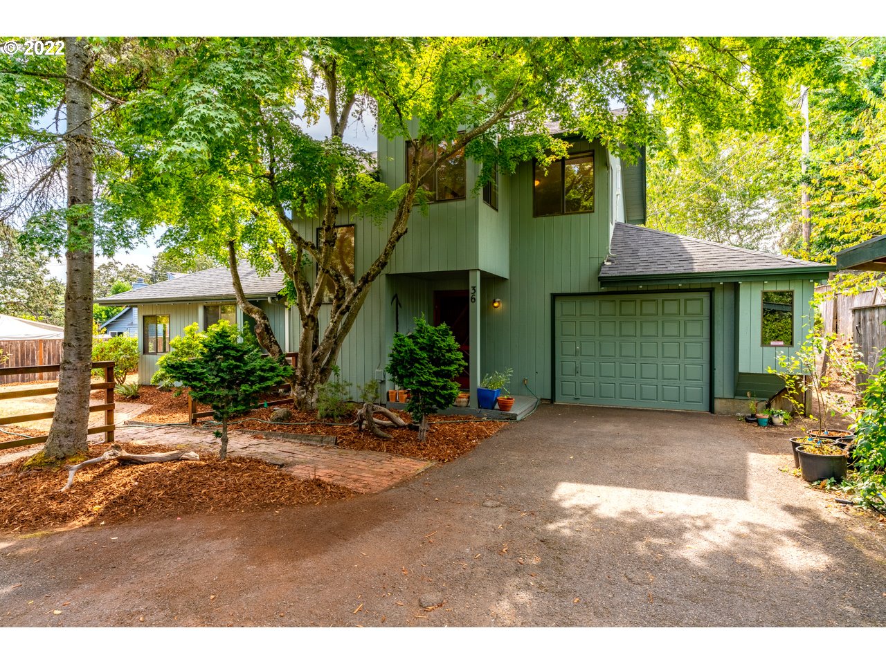Improved price!!! New 50 yr warrantied roof, recent ductless and gas Soapstone stove upgrade. An easy 10-15 minute walk to schools, grocery and parks, this home features an amazing and convenient location in the Southwest Hills Neighborhood, while being tucked away off the street. Ample southern sunlight for any gardener's ideal workspace. Vaulted ceilings and natural light brightens the interior, ready for you to make it your own!