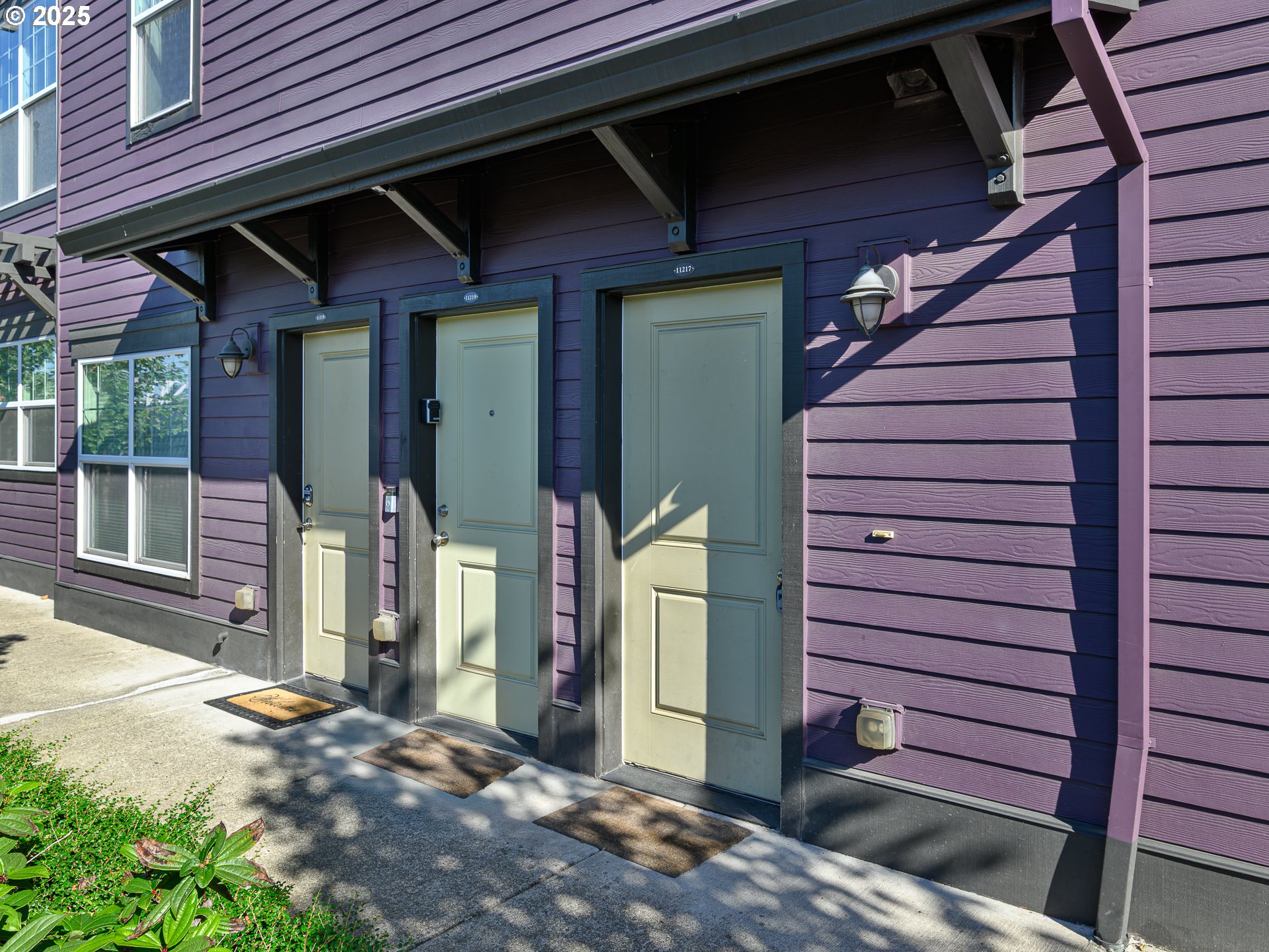 Photo #2: 226606419 Listing 