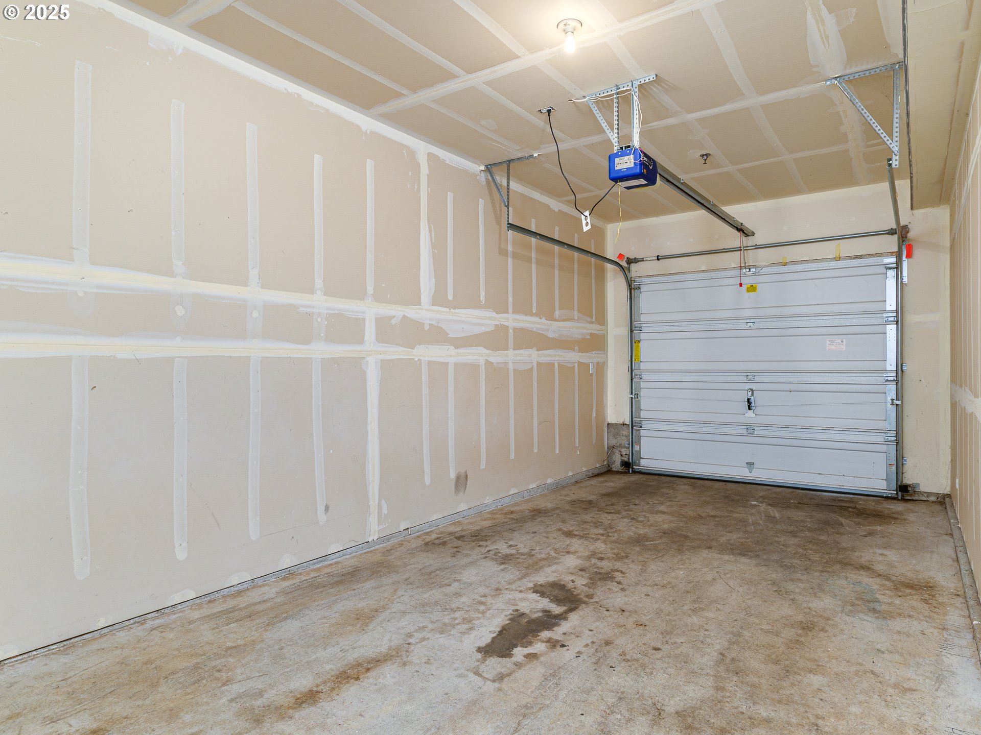 Photo #25: 226606419 Listing: Photo #25