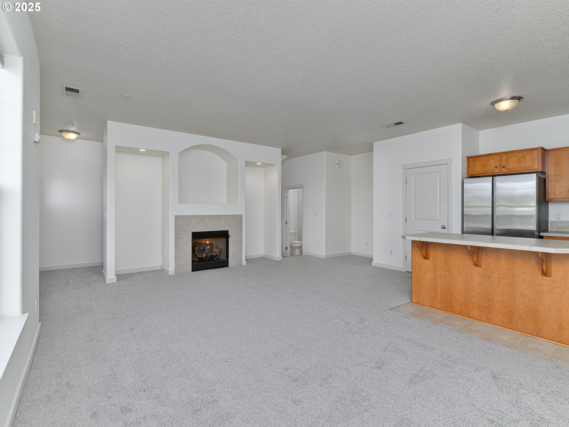 Photo #4: 226606419 Listing 