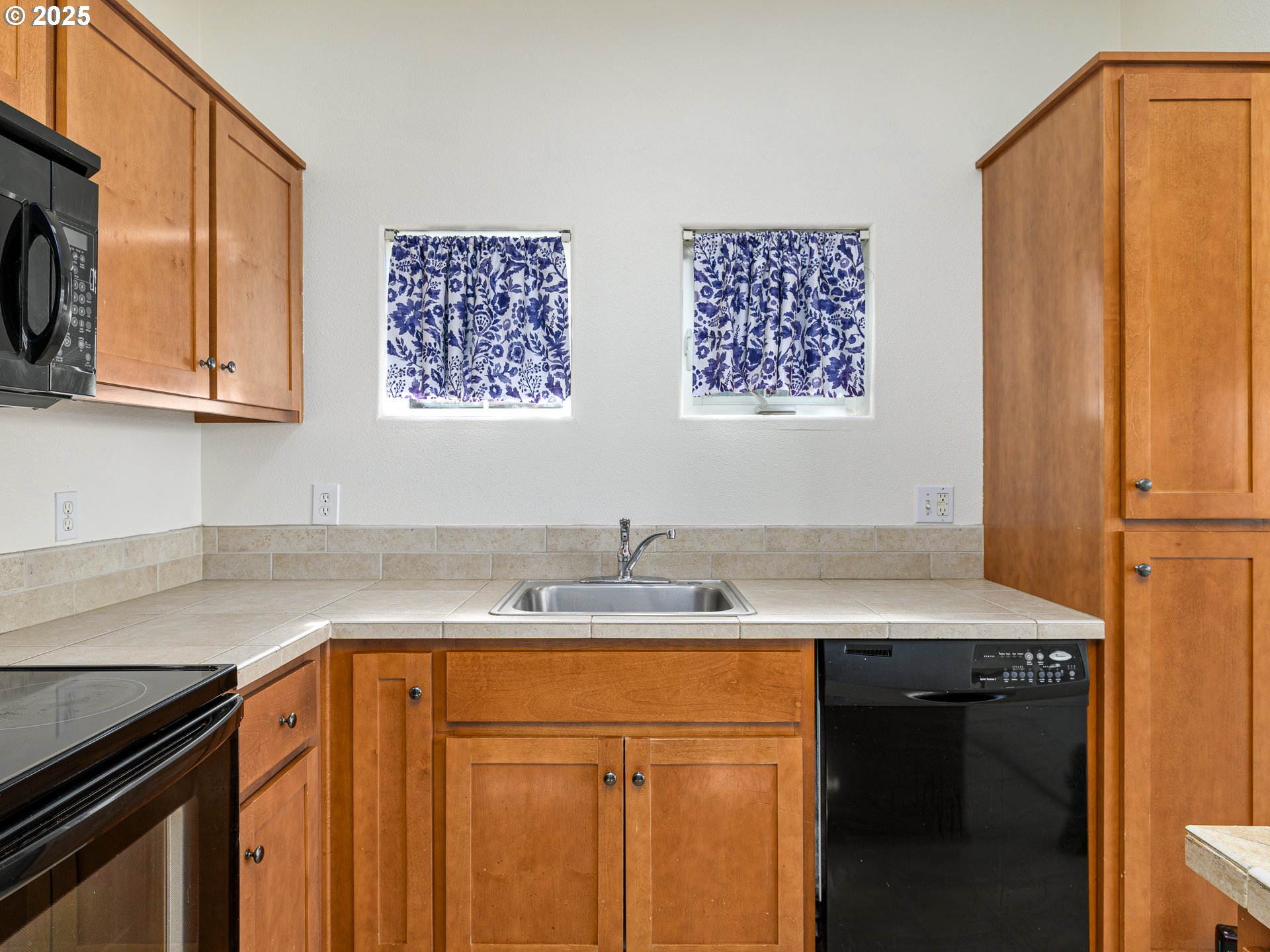 Photo #9: 226606419 Listing: Photo #9