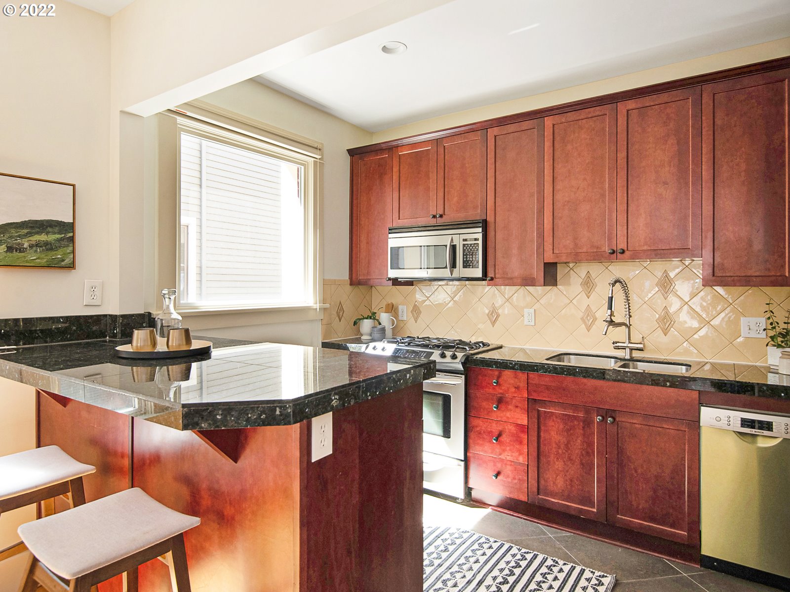 Photo #3: 22662095 Listing 