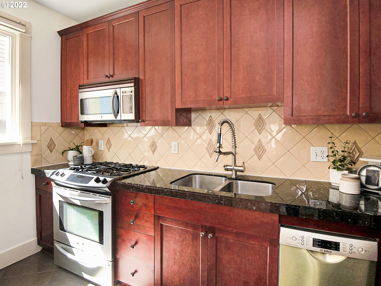 Photo #4: 22662095 Listing 