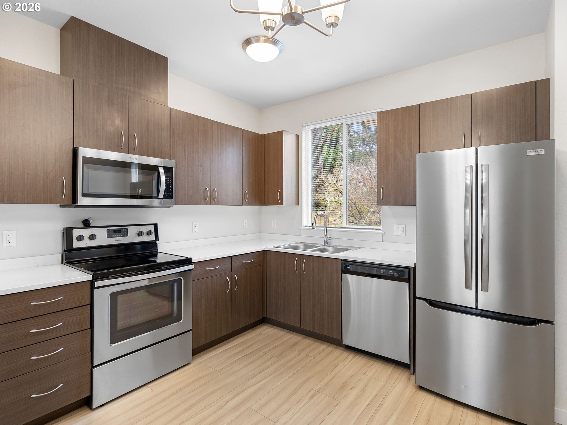 Photo #10: 226656803 Listing: Photo #10