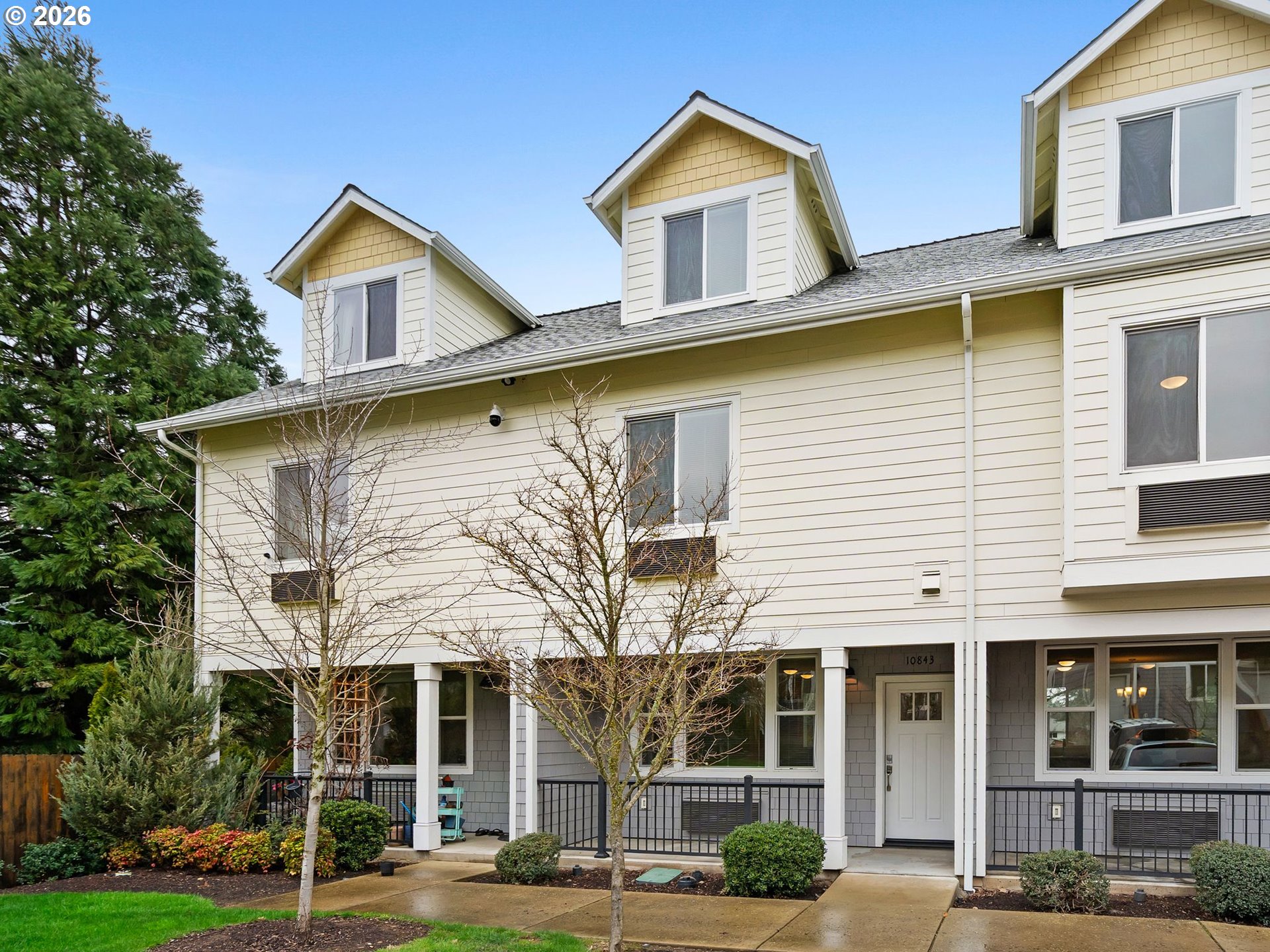 Photo #1: 226656803 Listing: Photo #1