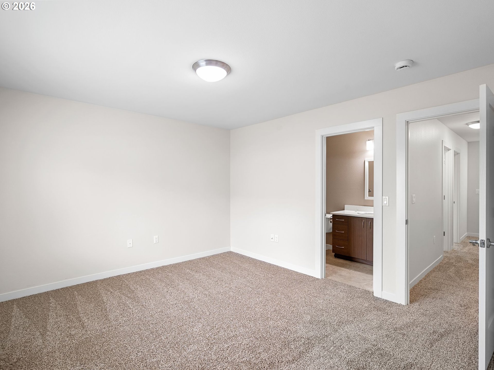 Photo #15: 226656803 Listing: Photo #15