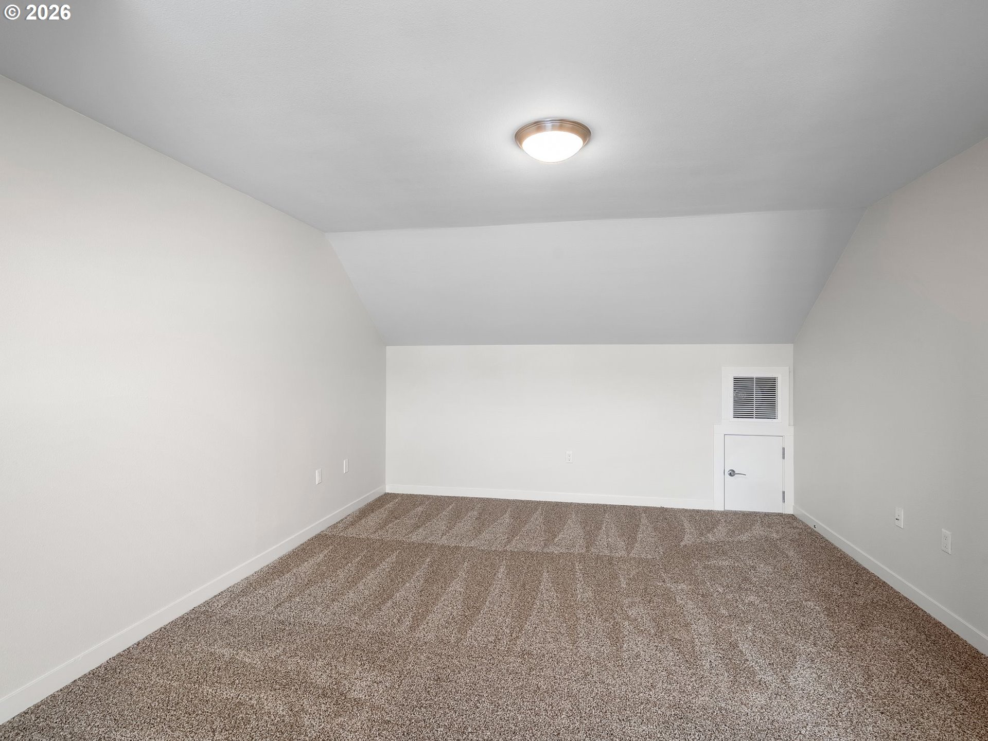 Photo #27: 226656803 Listing: Photo #27