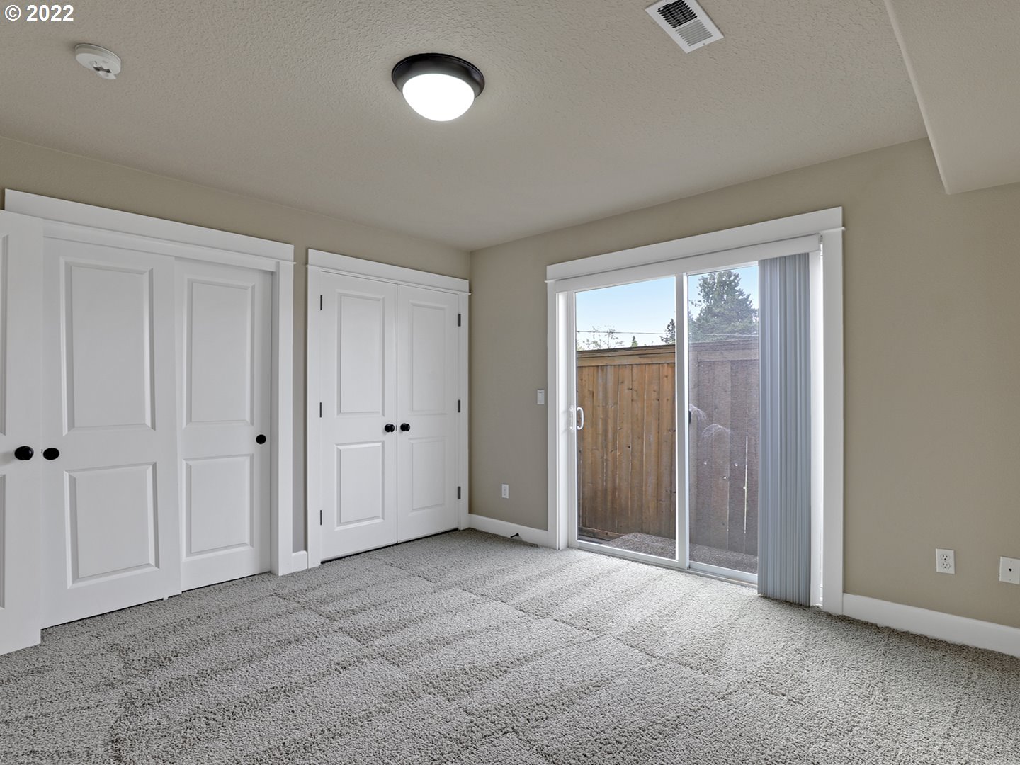 Photo #6: 22667389 Listing 