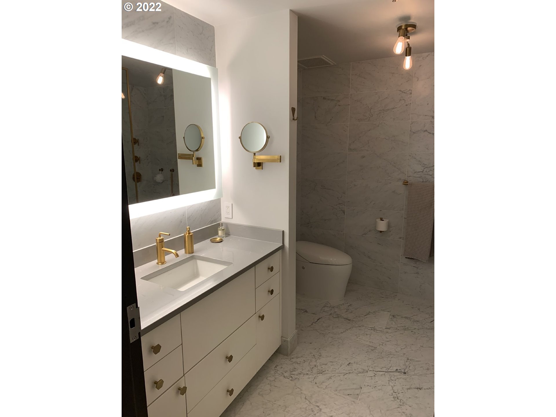 Photo #6: 22669477 Listing 