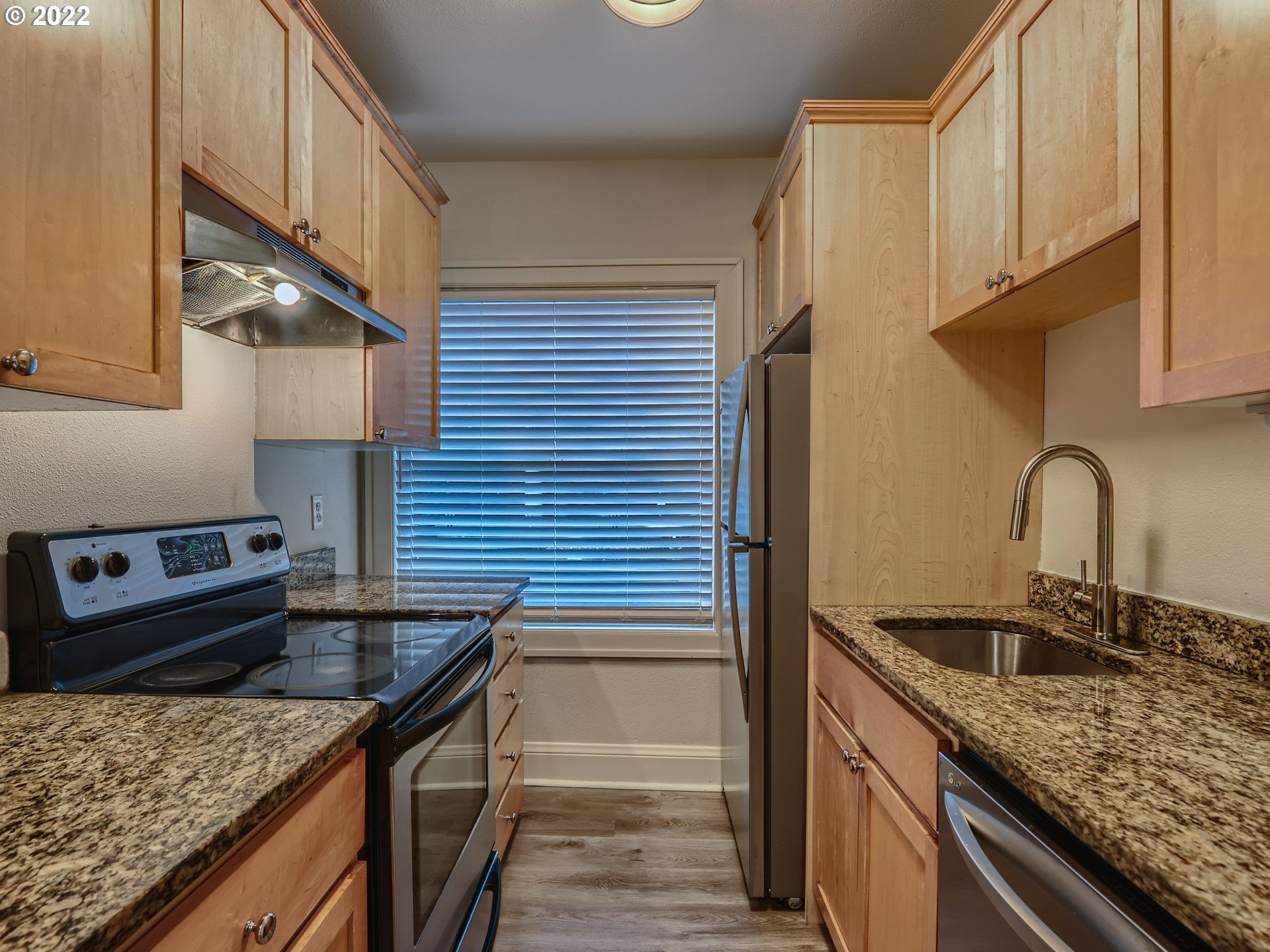 Photo #4: 22673438 Listing 