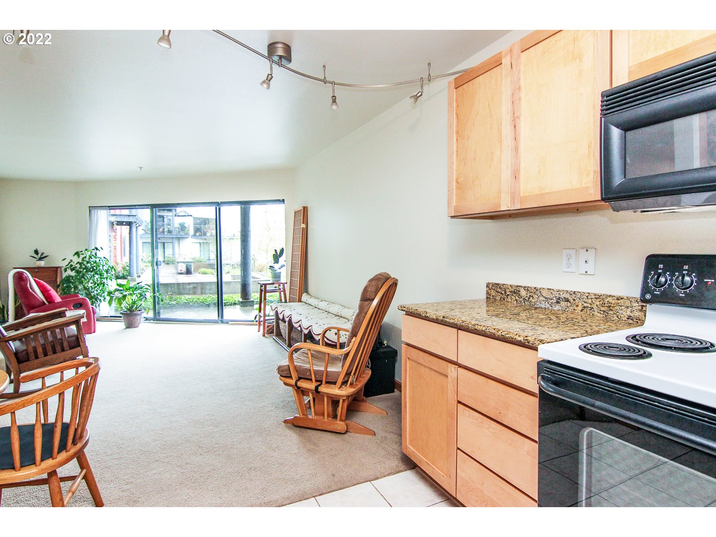 Photo #6: 22674408 Listing 
