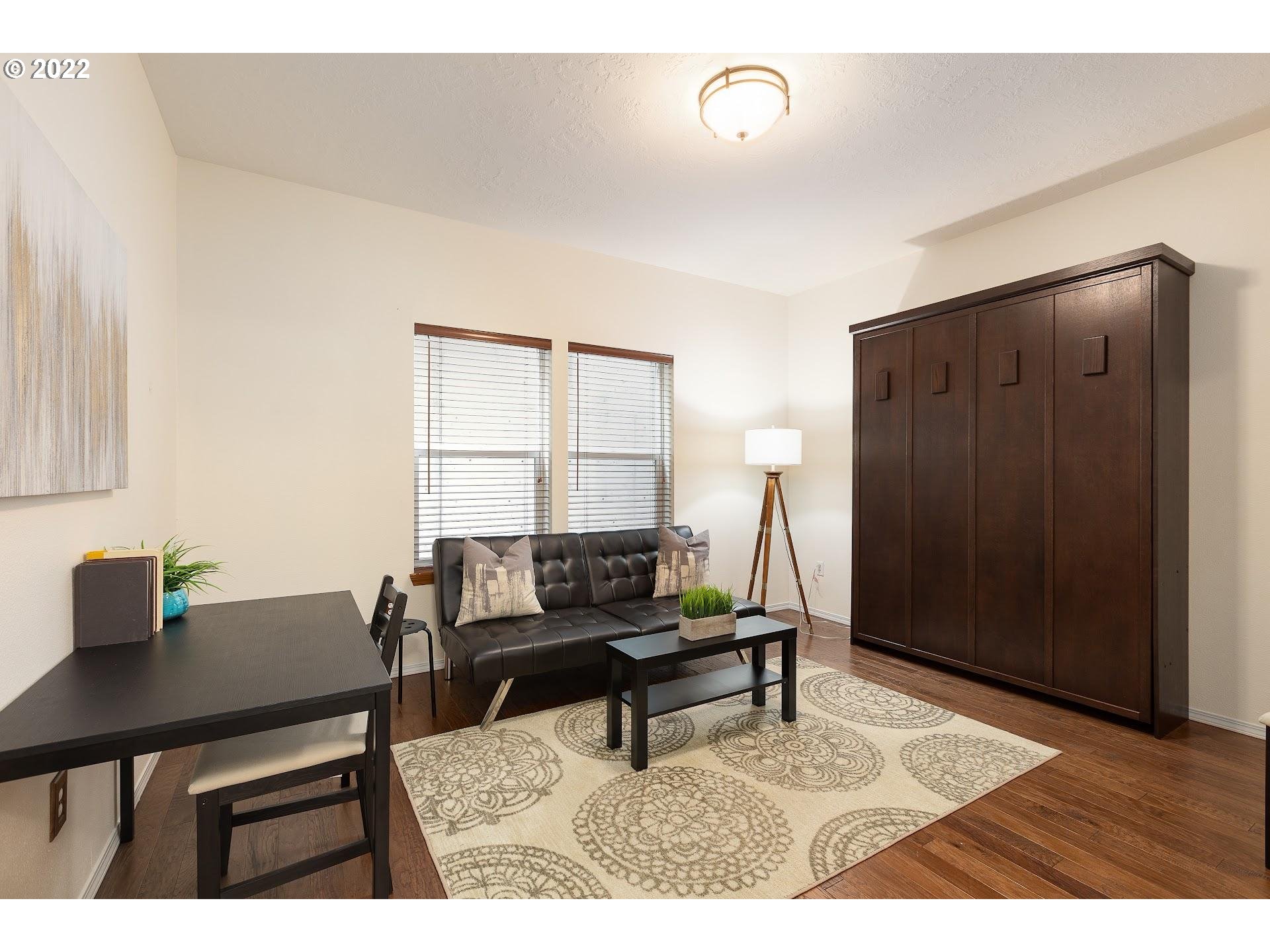 Photo #6: 22675439 Listing 