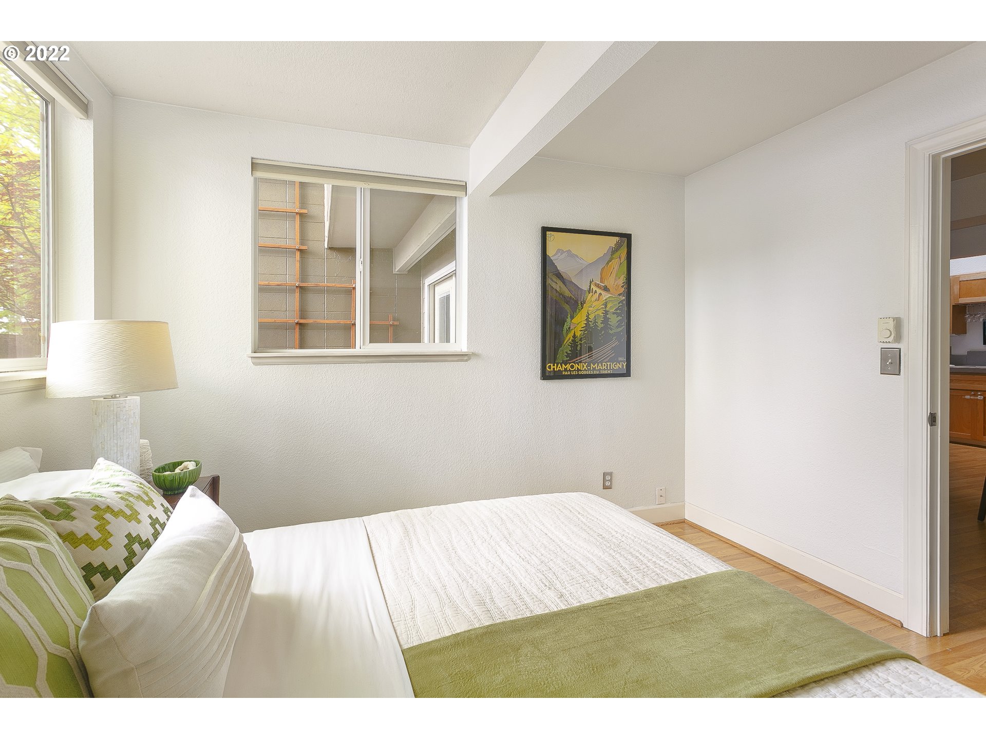 Photo #3: 22677936 Listing 